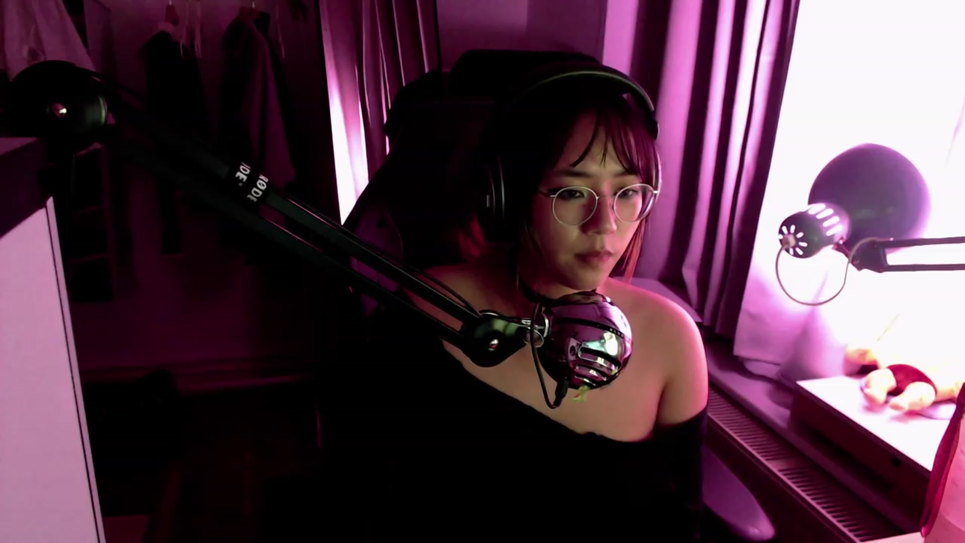 Gallery image thumbnail from Kuromin's myfreecams stream on, 08/06/2023, 01:58 image 19 of 20