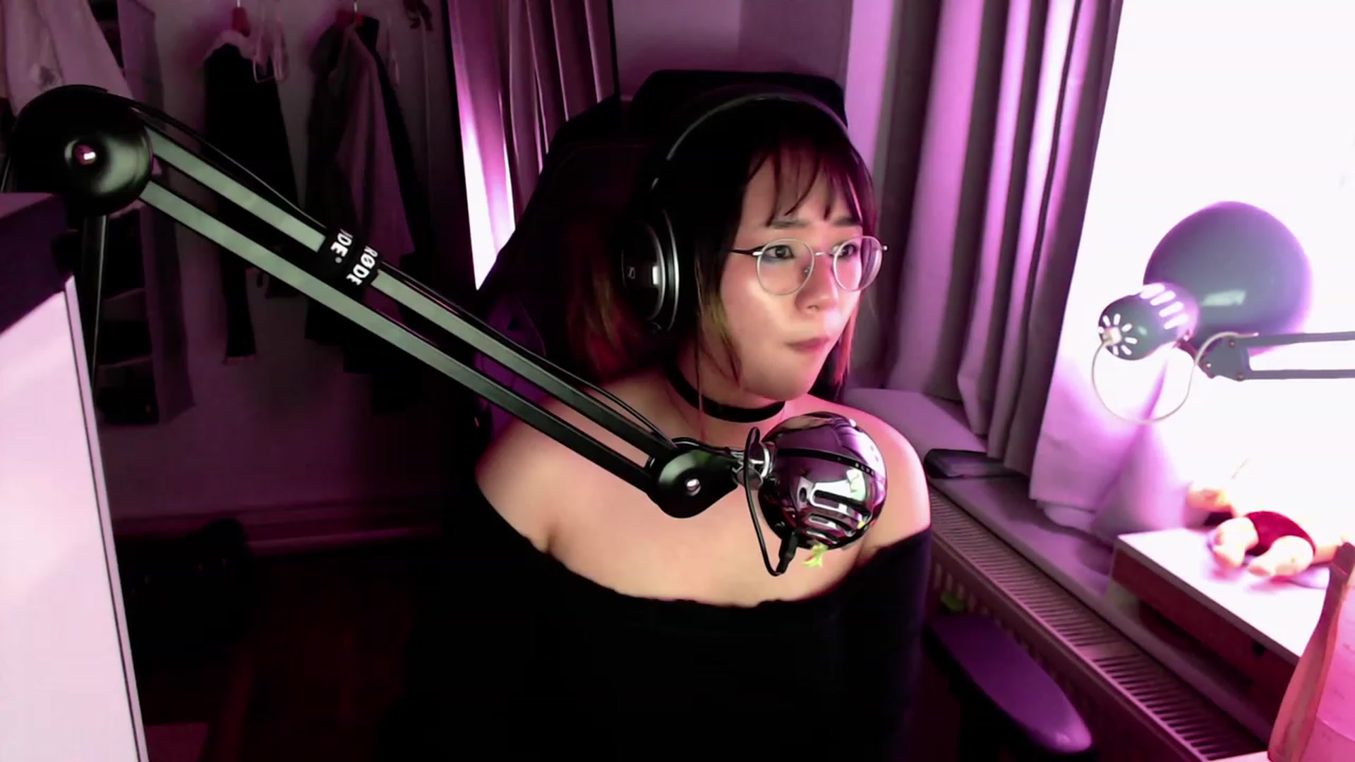 Gallery image thumbnail from Kuromin's myfreecams stream on, 08/06/2023, 01:58 image 3 of 20