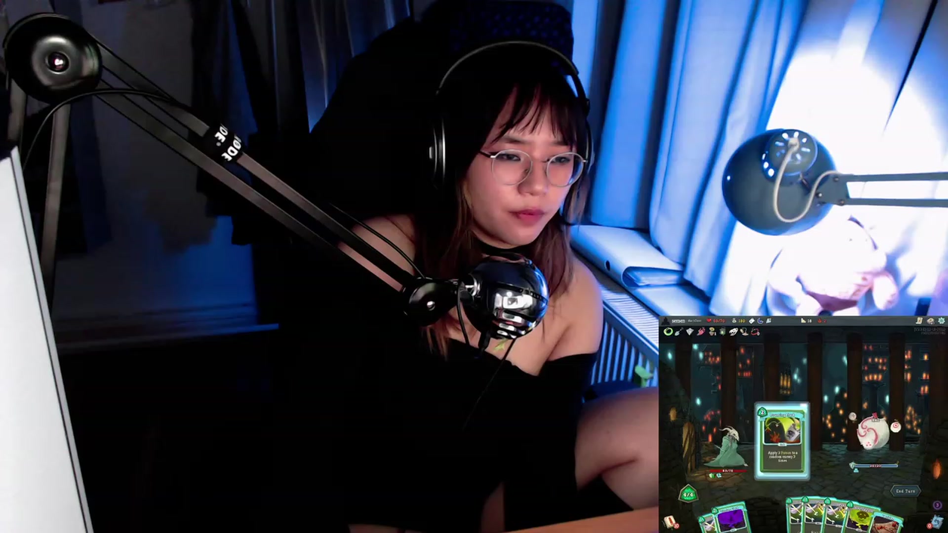 Gallery image thumbnail from Kuromin's myfreecams stream on, 08/08/2023, 24:13 image 7 of 20
