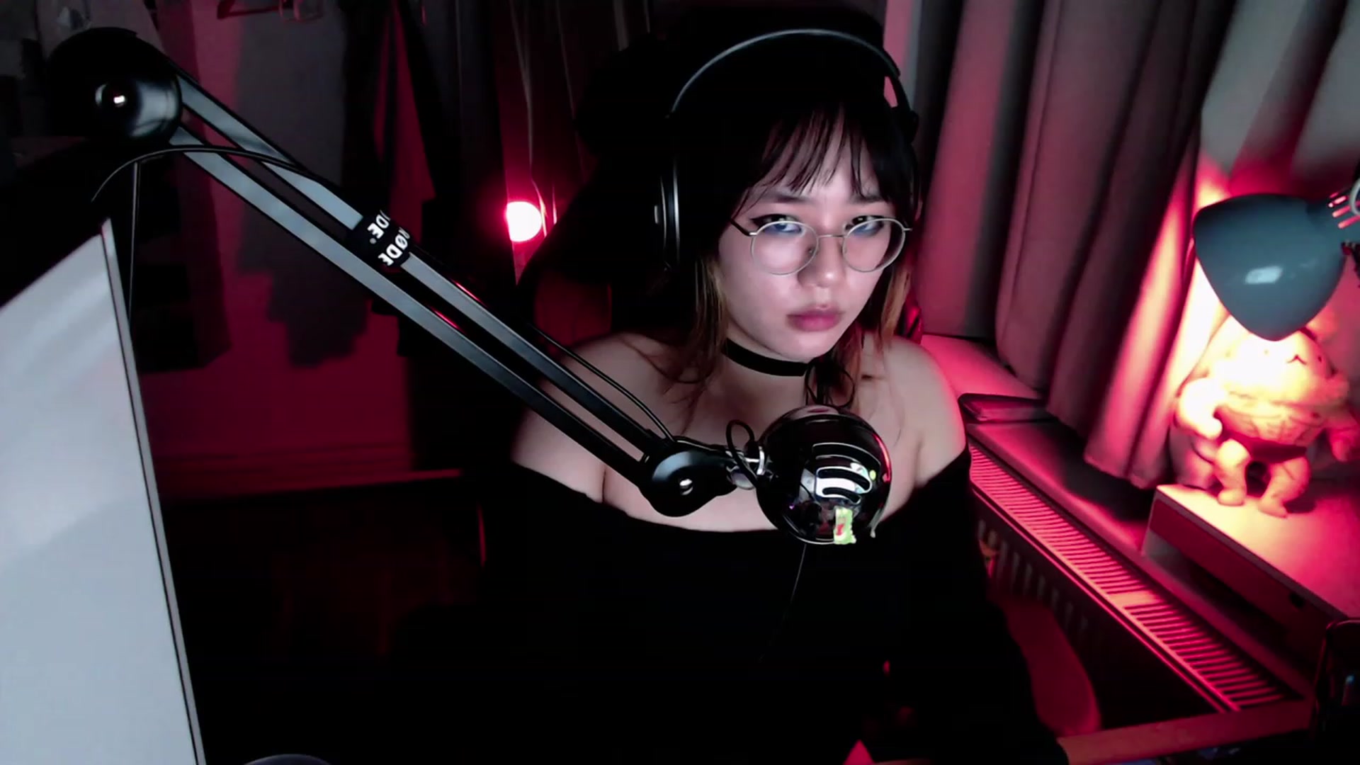 Gallery image thumbnail from Kuromin's myfreecams stream on, 08/08/2023, 02:24 image 1 of 20