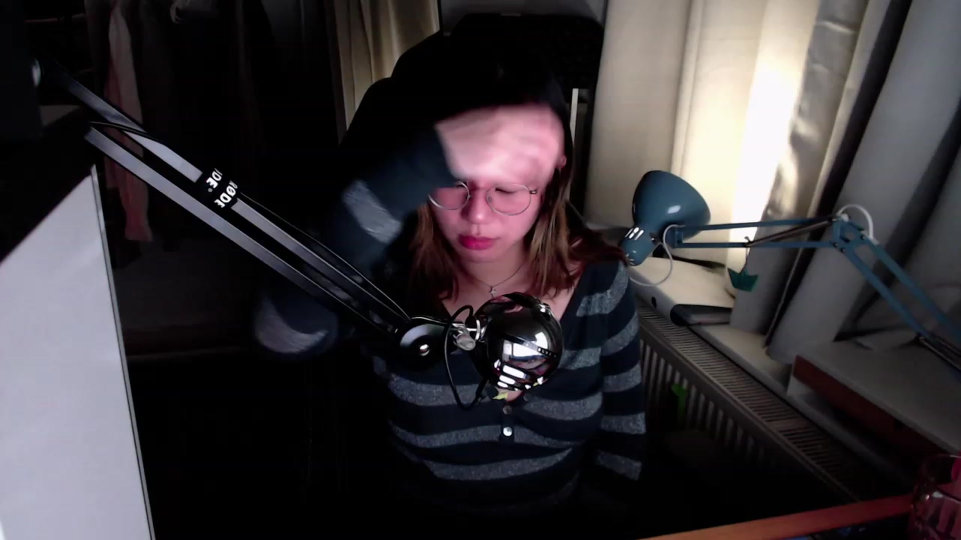 Gallery image thumbnail from Kuromin's myfreecams stream on, 08/09/2023, 02:56 image 14 of 20