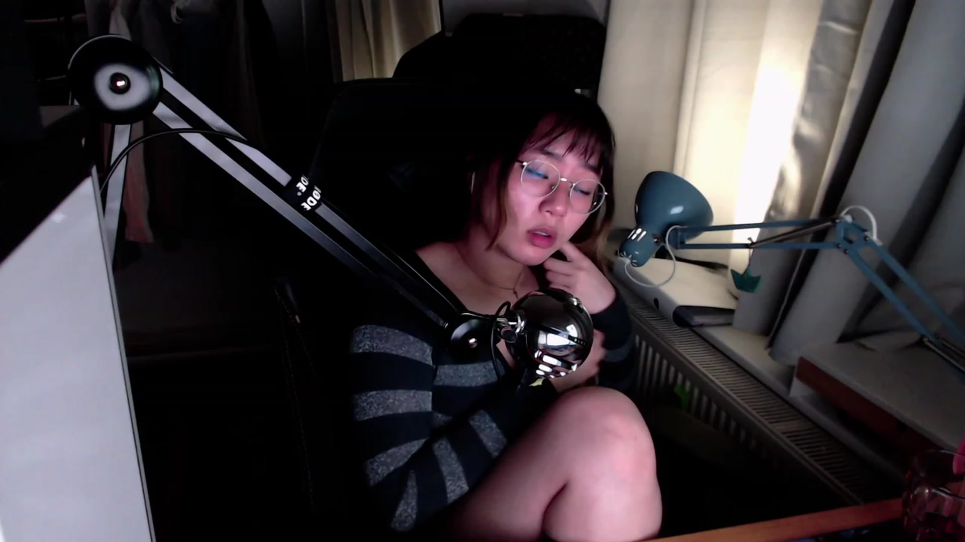 Gallery image thumbnail from Kuromin's myfreecams stream on, 08/09/2023, 02:56 image 3 of 20