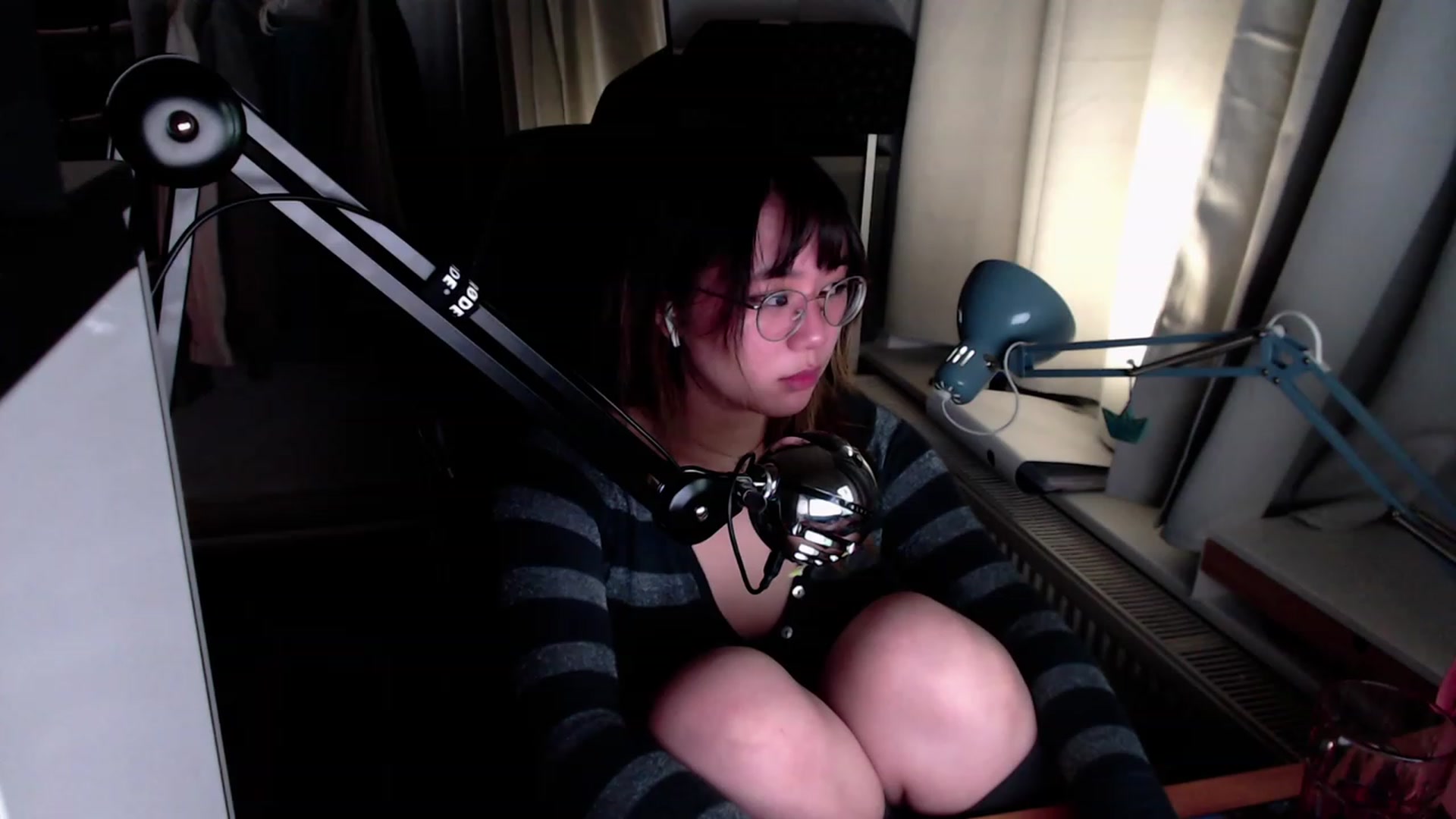 Gallery image thumbnail from Kuromin's myfreecams stream on, 08/09/2023, 02:56 image 5 of 20