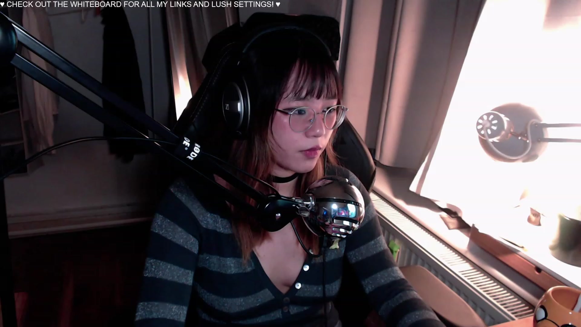Gallery image thumbnail from Kuromin's myfreecams stream on, 08/18/2023, 23:26 image 6 of 20