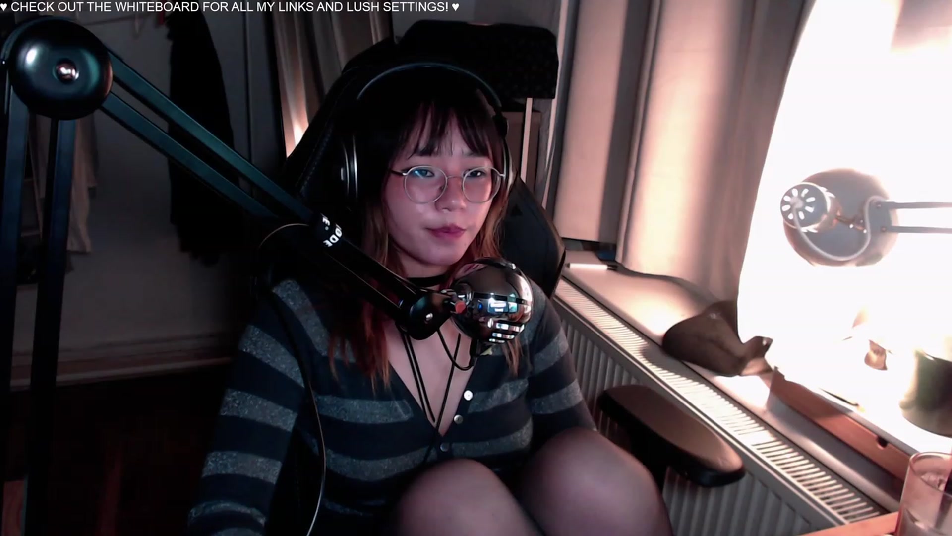Gallery image thumbnail from Kuromin's myfreecams stream on, 08/19/2023, 05:30 image 5 of 20