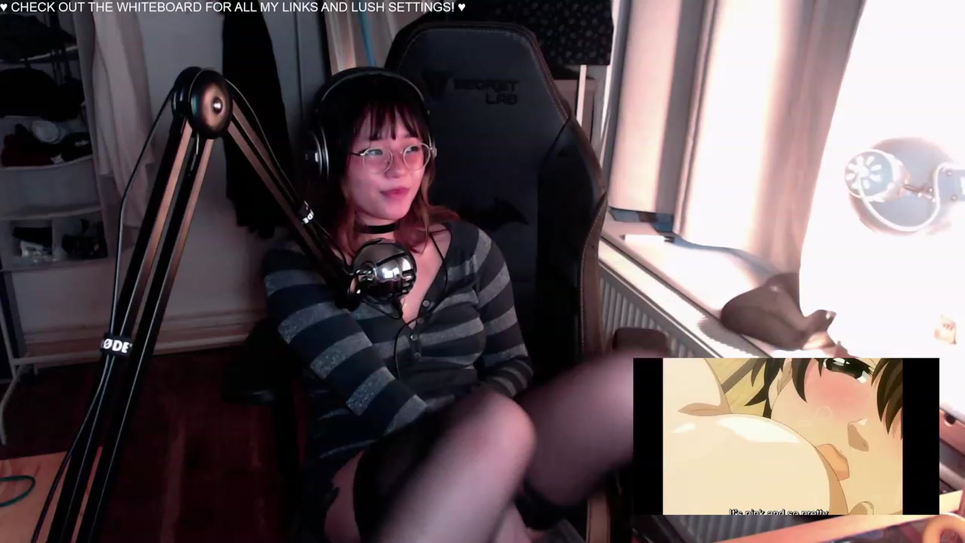 Gallery image thumbnail from Kuromin's myfreecams stream on, 08/19/2023, 05:30 image 12 of 20