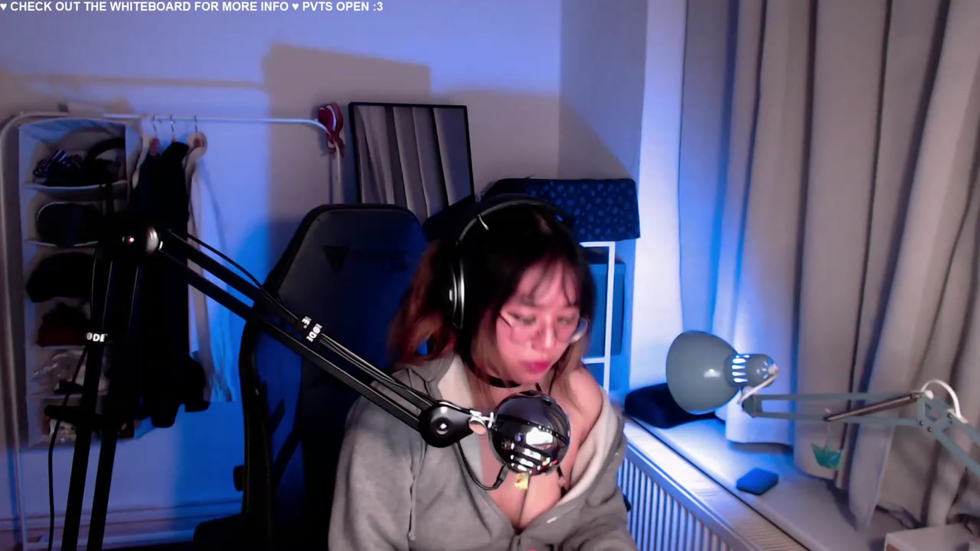 Gallery image thumbnail from Kuromin's myfreecams stream on, 08/29/2023, 05:20 image 12 of 20
