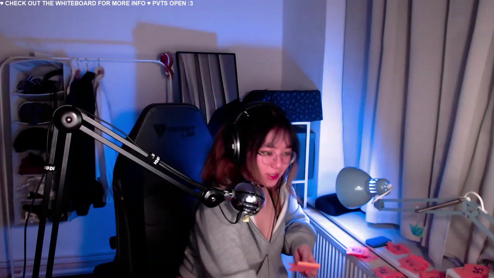 Gallery image thumbnail from Kuromin's myfreecams stream on, 08/29/2023, 05:20 image 13 of 20