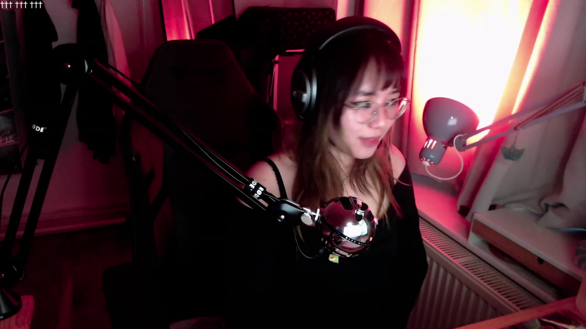 Gallery image thumbnail from Kuromin's myfreecams stream on, 08/30/2023, 04:38 image 11 of 20