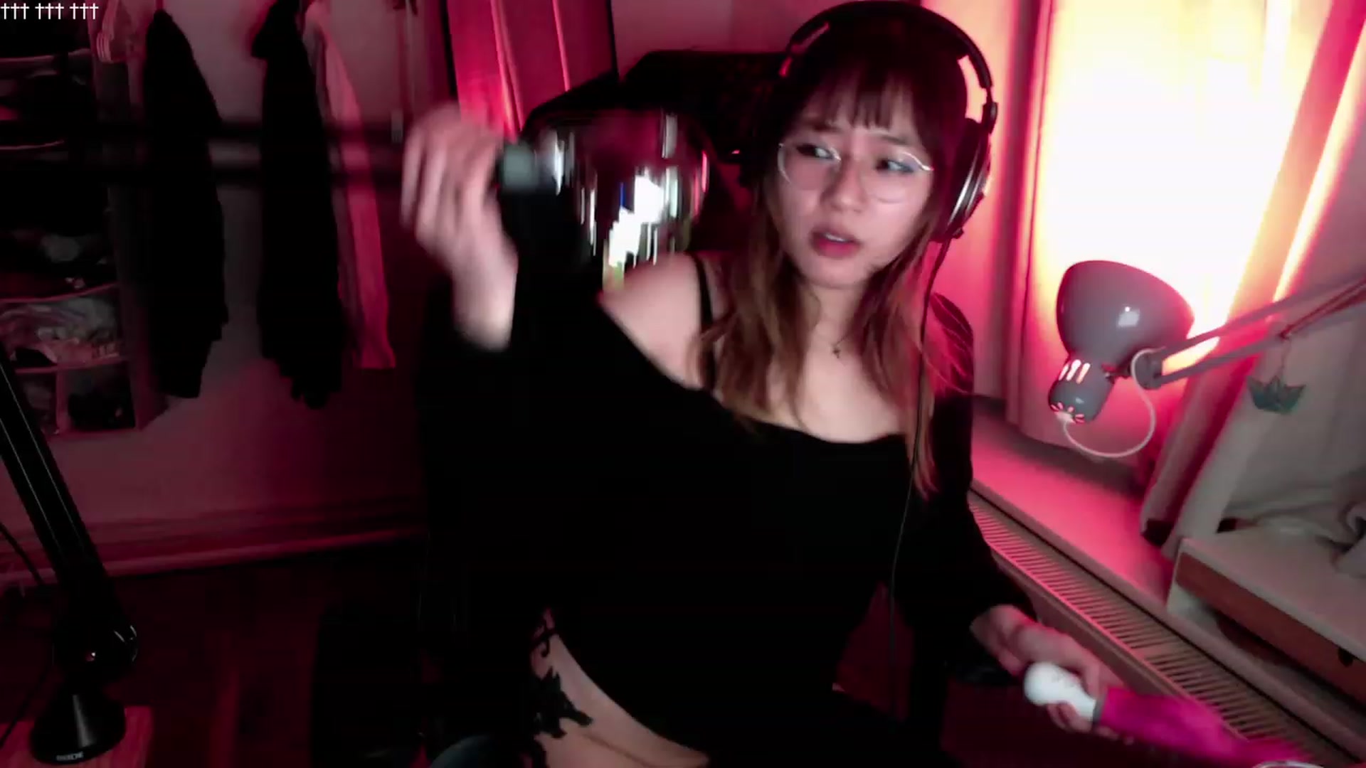 Gallery image thumbnail from Kuromin's myfreecams stream on, 08/30/2023, 04:38 image 5 of 20