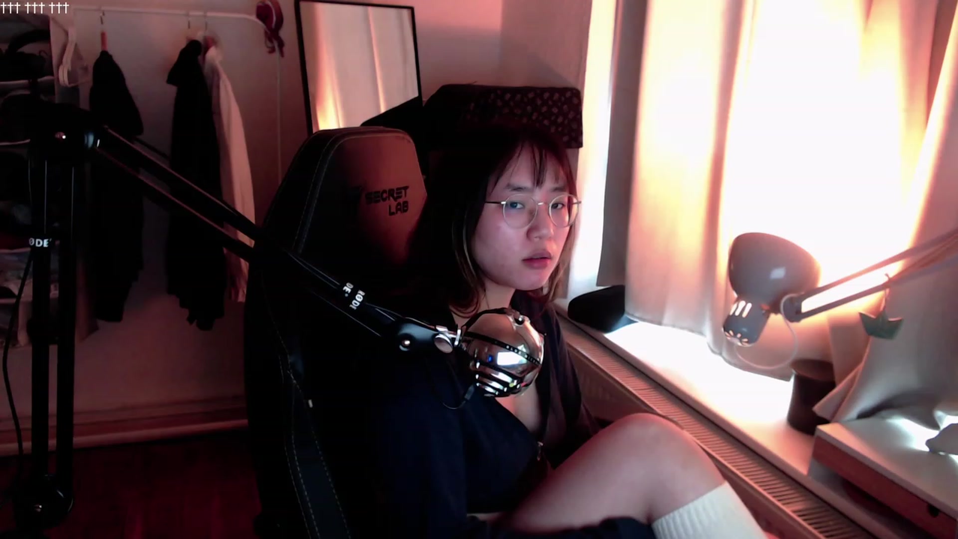 Gallery image thumbnail from Kuromin's myfreecams stream on, 08/31/2023, 09:17 image 5 of 20