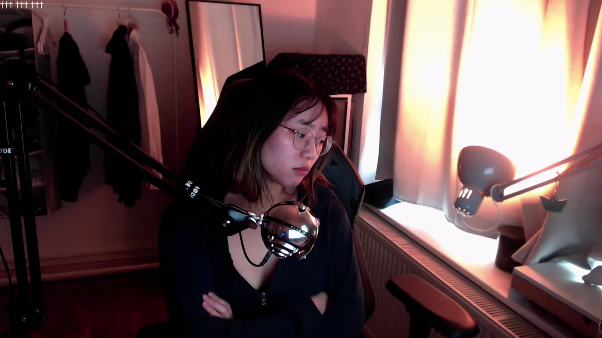 Gallery image thumbnail from Kuromin's myfreecams stream on, 08/31/2023, 09:17 image 7 of 20