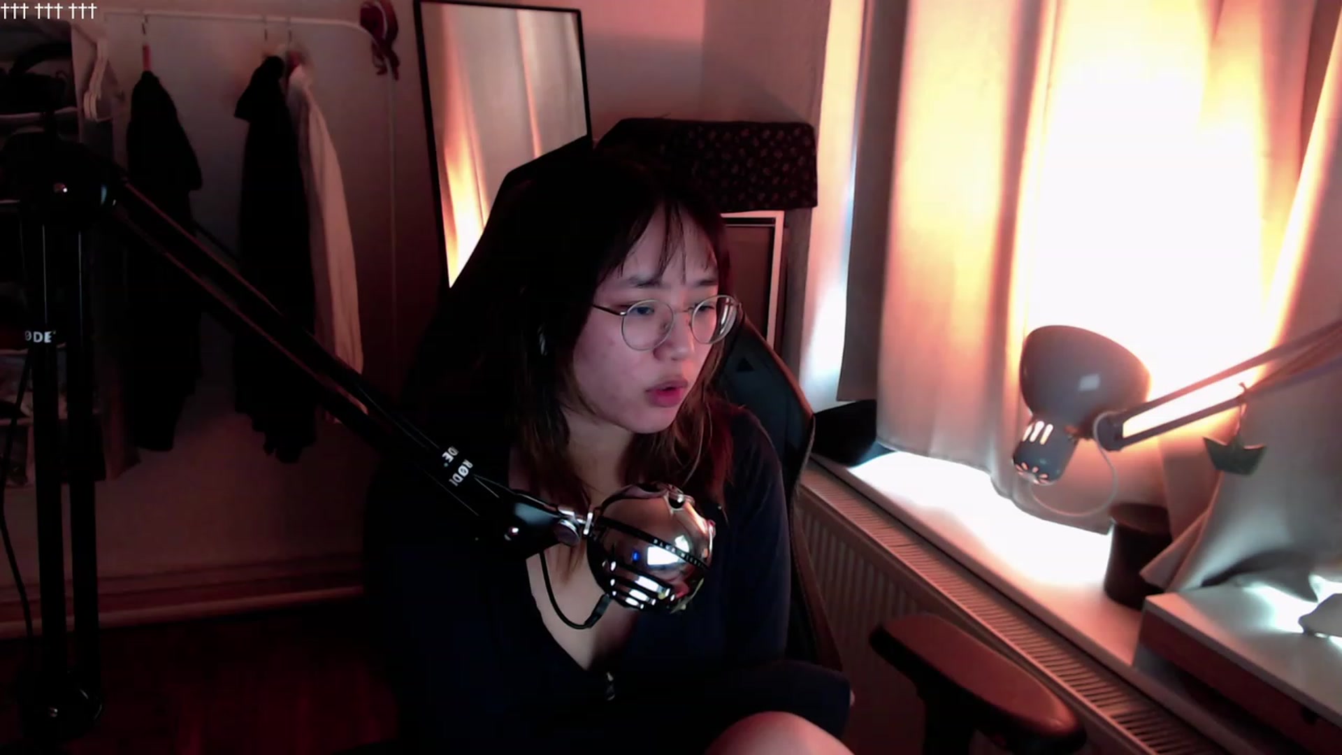 Gallery image thumbnail from Kuromin's myfreecams stream on, 08/31/2023, 09:17 image 1 of 20