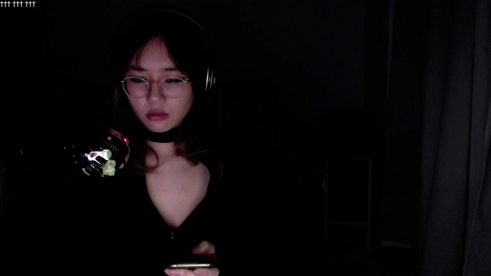 Gallery image thumbnail from Kuromin's myfreecams stream on, 09/06/2023, 05:31 image 6 of 20