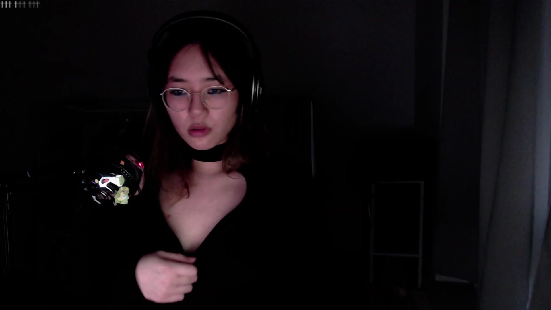 Gallery image thumbnail from Kuromin's myfreecams stream on, 09/06/2023, 05:31 image 10 of 20