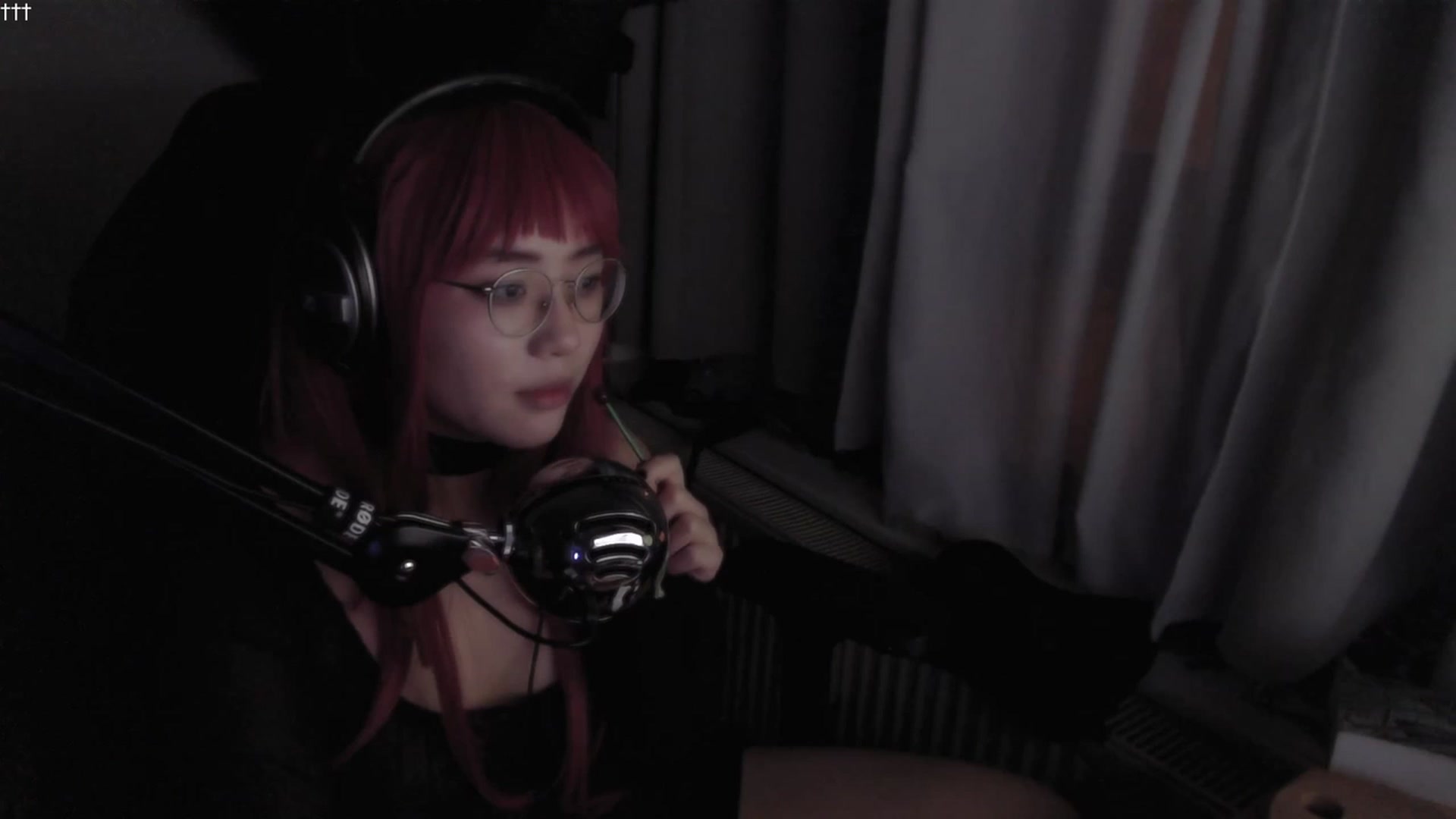 Gallery image thumbnail from Kuromin's myfreecams stream on, 09/19/2023, 22:23 image 14 of 20