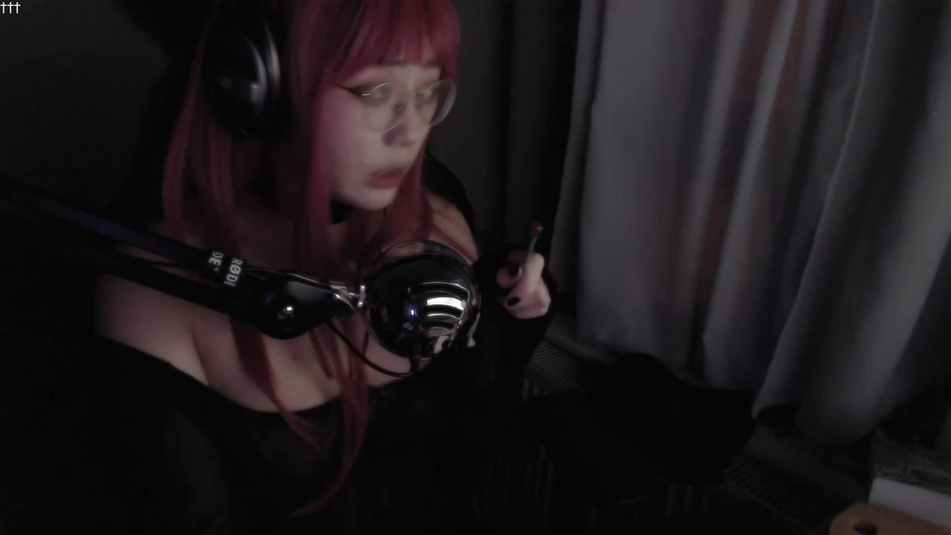 Gallery image thumbnail from Kuromin's myfreecams stream on, 09/19/2023, 22:23 image 20 of 20
