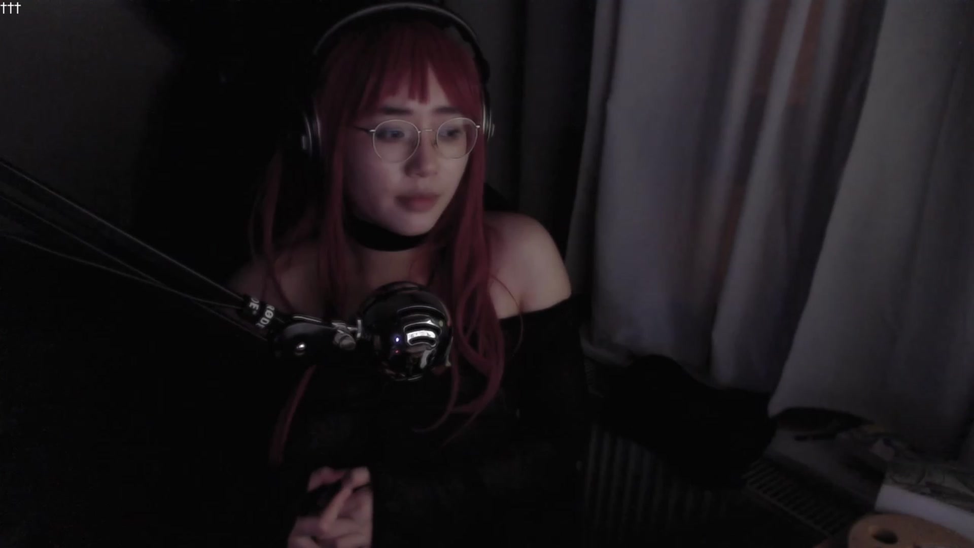 Gallery image thumbnail from Kuromin's myfreecams stream on, 09/20/2023, 24:30 image 16 of 20