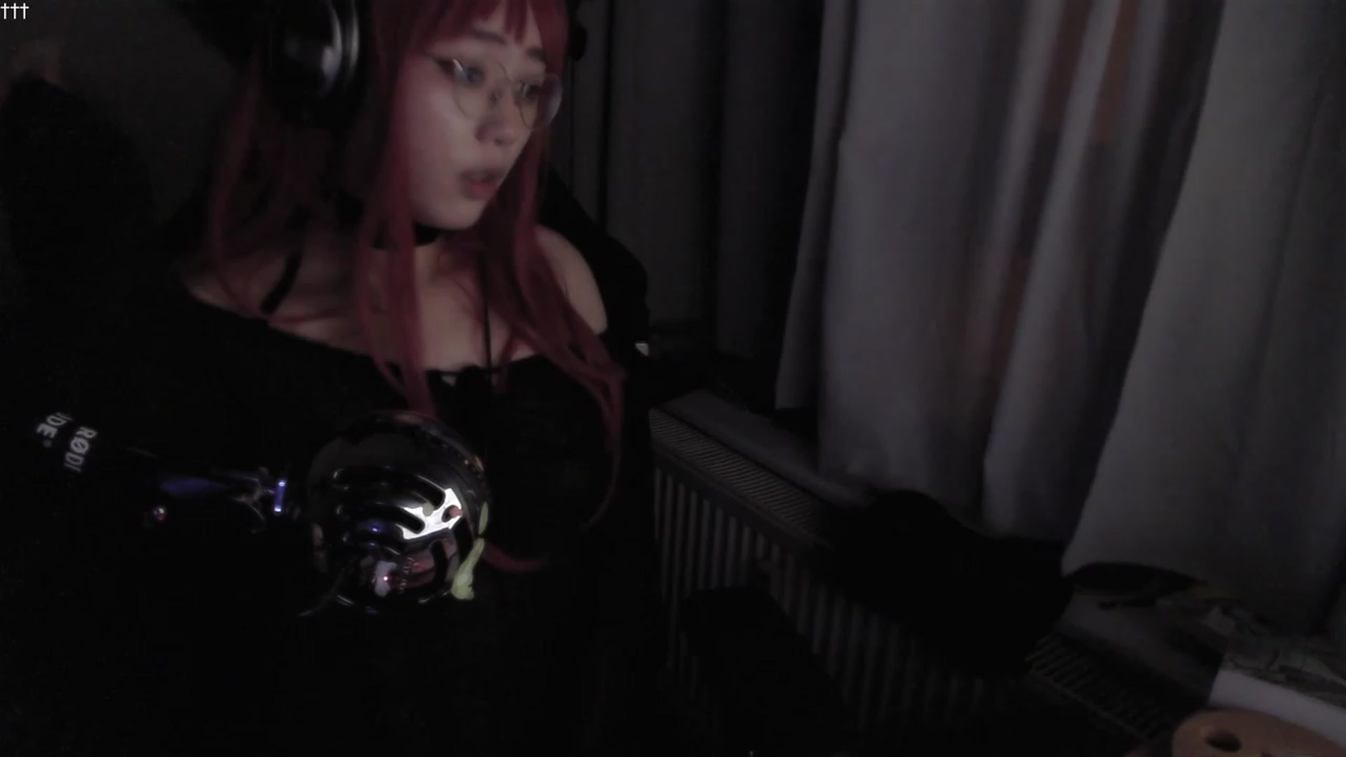 Gallery image thumbnail from Kuromin's myfreecams stream on, 09/20/2023, 24:30 image 14 of 20