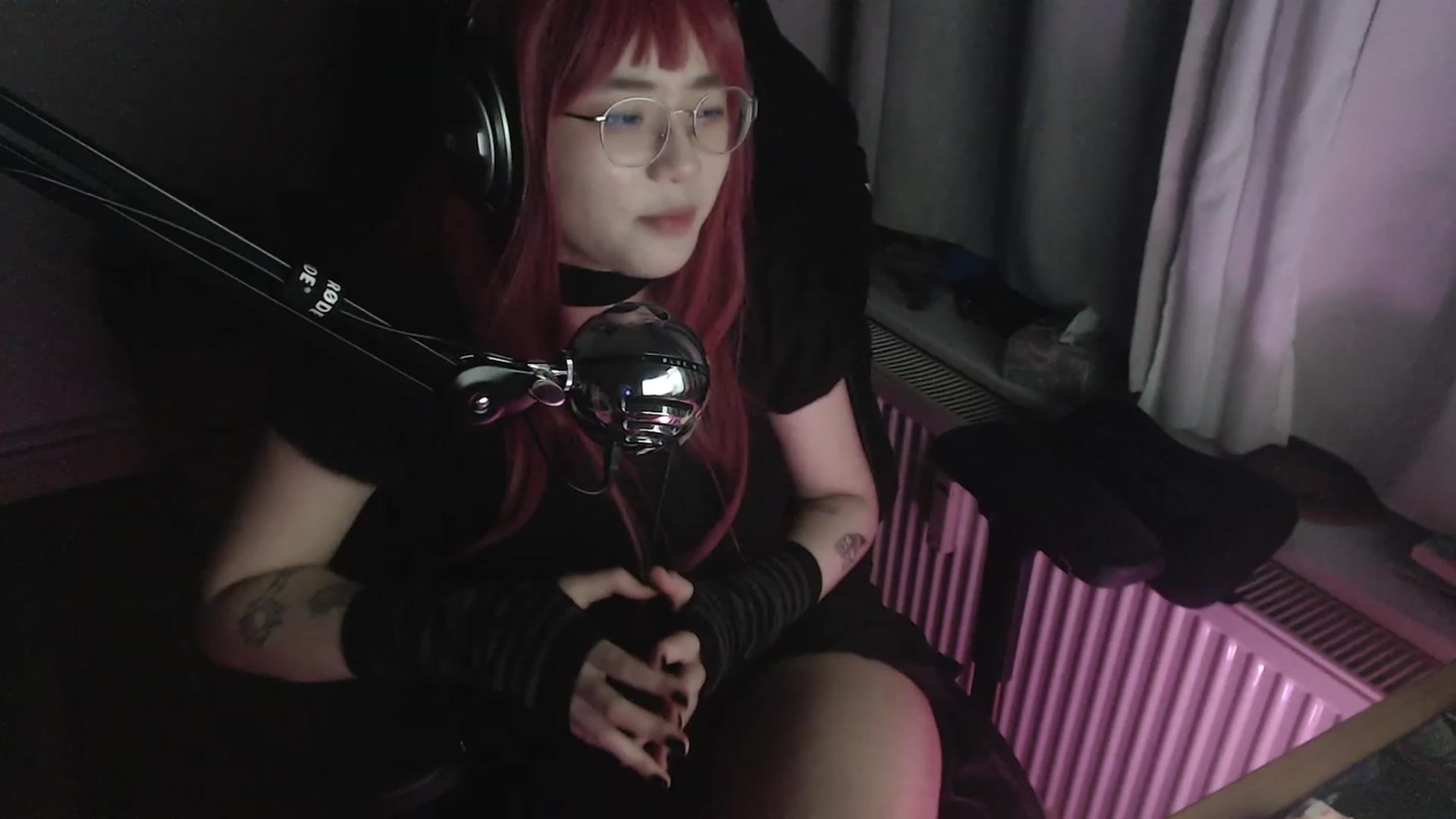 Gallery image thumbnail from Kuromin's myfreecams stream on, 09/21/2023, 02:35 image 8 of 20