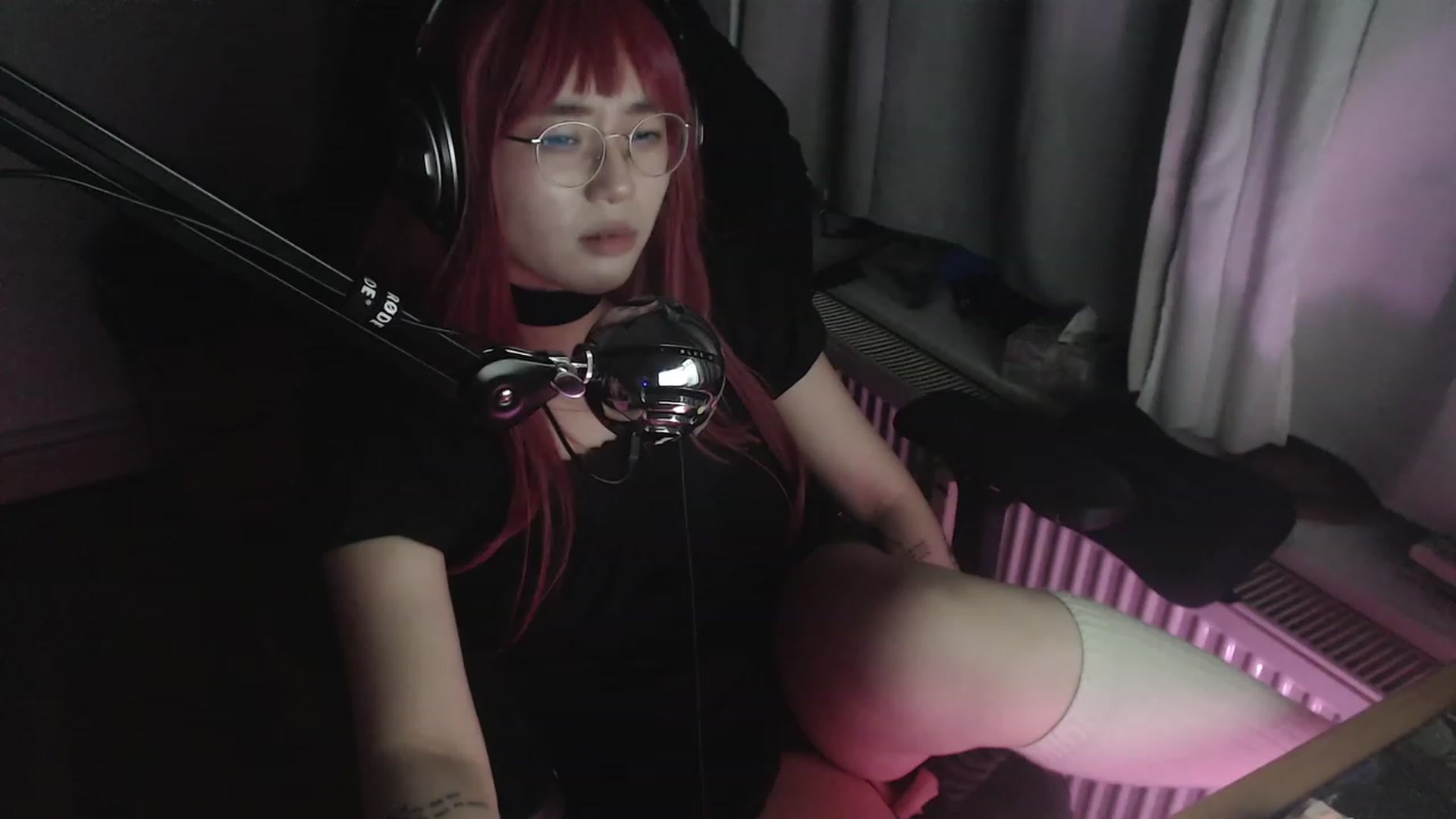 Gallery image thumbnail from Kuromin's myfreecams stream on, 09/21/2023, 02:35 image 1 of 20