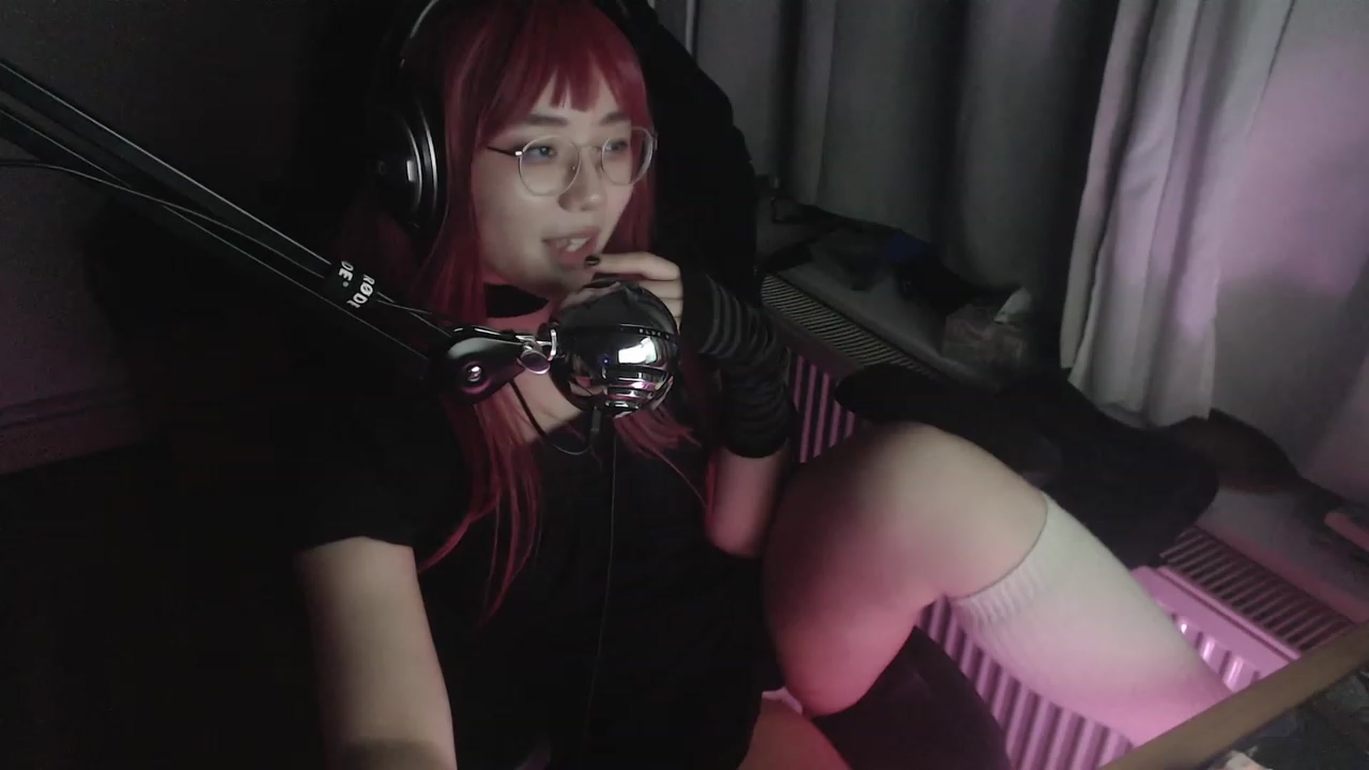 Gallery image thumbnail from Kuromin's myfreecams stream on, 09/21/2023, 02:35 image 4 of 20