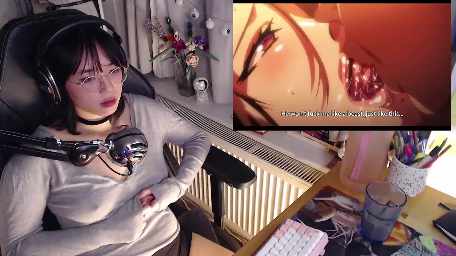 Gallery image thumbnail from Kuromin's myfreecams stream on, 10/21/2023, 20:09 image 14 of 20