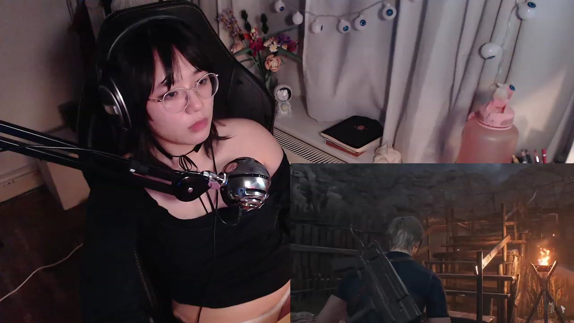 Gallery image thumbnail from Kuromin's myfreecams stream on, 10/23/2023, 03:39 image 15 of 20