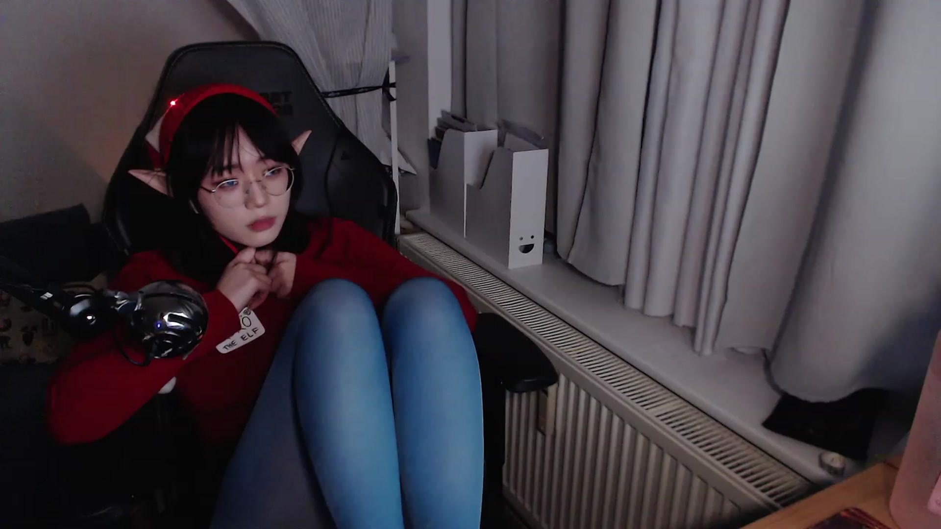 Gallery image thumbnail from Kuromin's myfreecams stream on, 12/24/2023, 18:29 image 17 of 20
