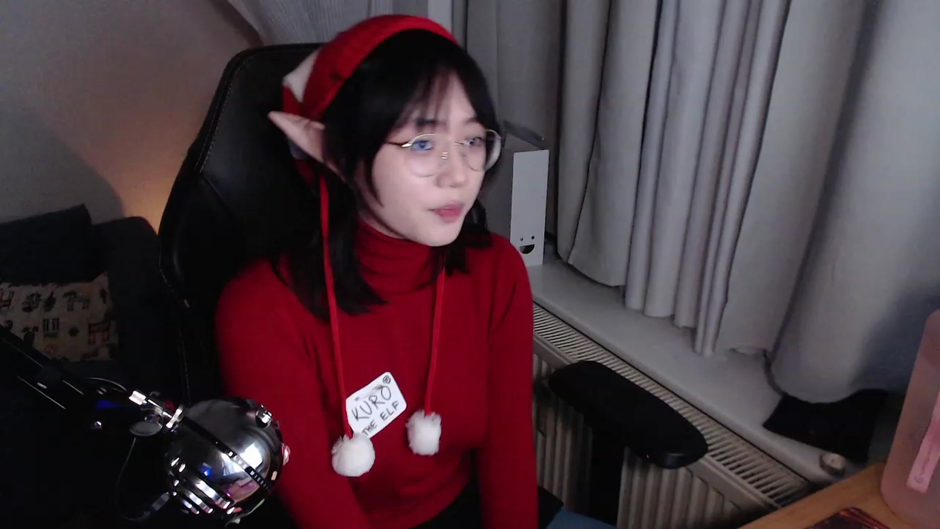 Gallery image thumbnail from Kuromin's myfreecams stream on, 12/24/2023, 18:29 image 4 of 20