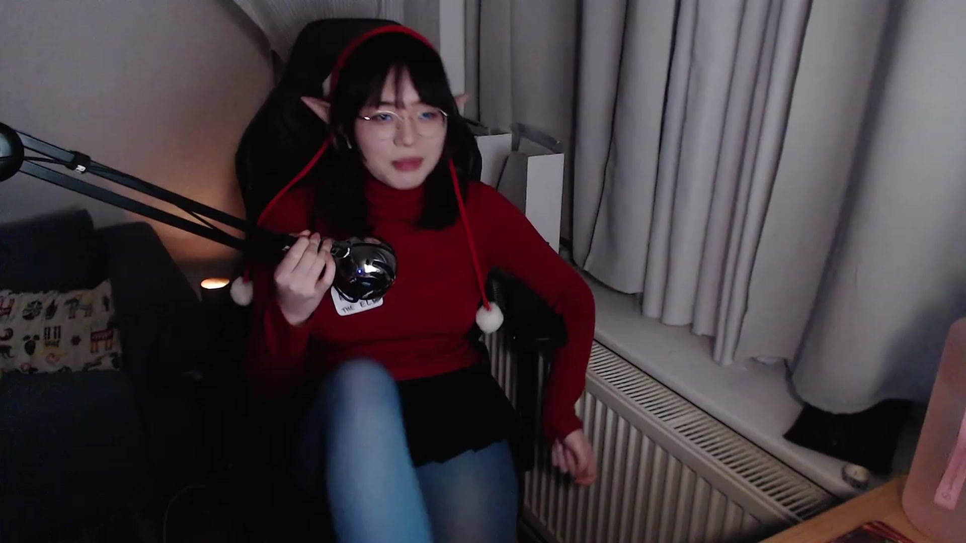 Gallery image thumbnail from Kuromin's myfreecams stream on, 12/24/2023, 18:57 image 12 of 20