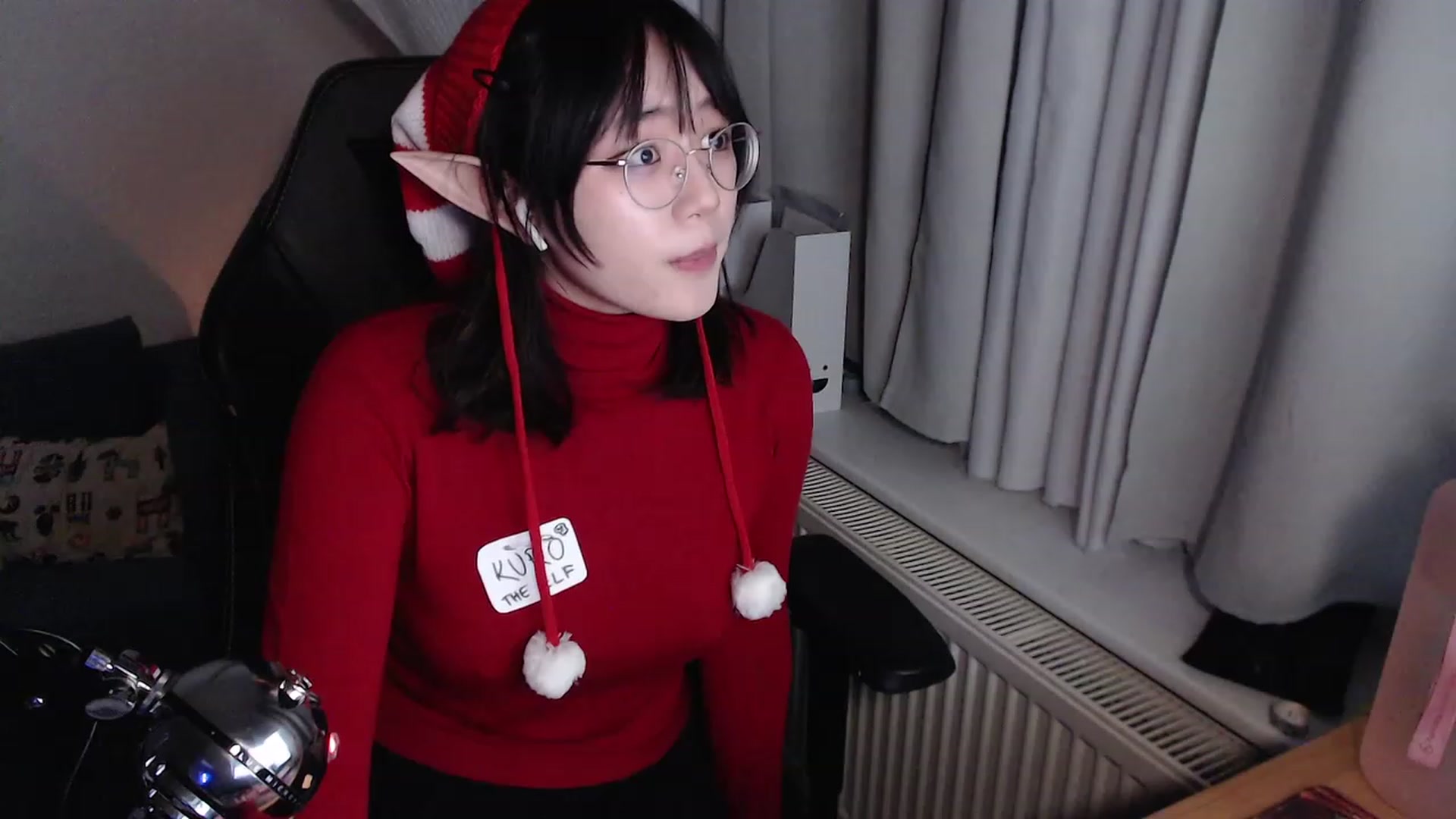 Gallery image thumbnail from Kuromin's myfreecams stream on, 12/24/2023, 18:57 image 11 of 20