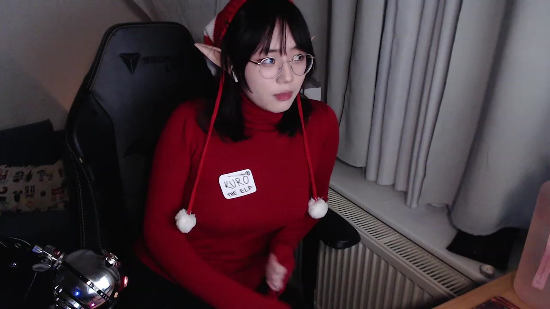 Gallery image thumbnail from Kuromin's myfreecams stream on, 12/24/2023, 18:57 image 9 of 20