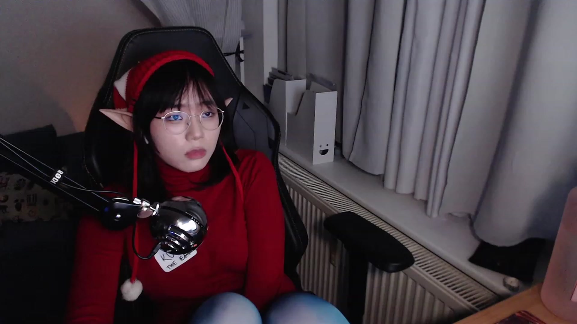 Gallery image thumbnail from Kuromin's myfreecams stream on, 12/24/2023, 20:06 image 4 of 20