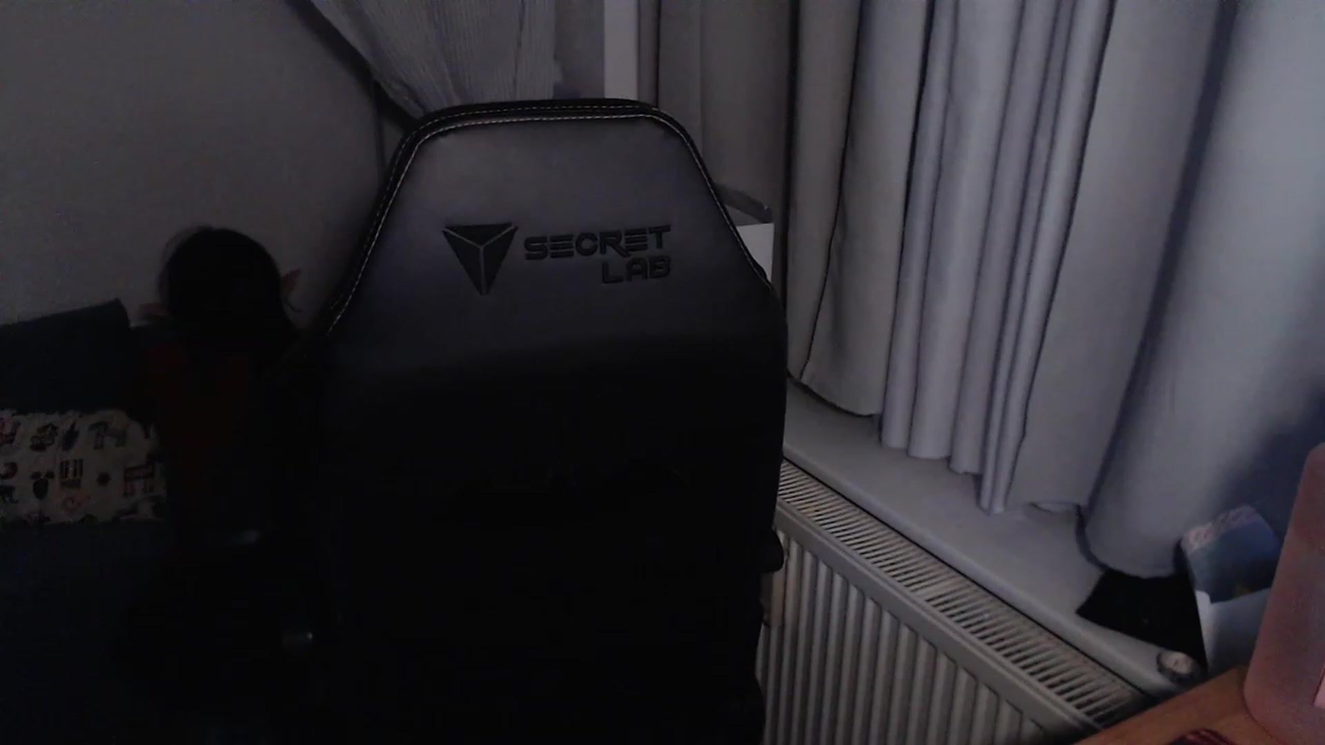 Gallery image thumbnail from Kuromin's myfreecams stream on, 12/24/2023, 21:13 image 6 of 20