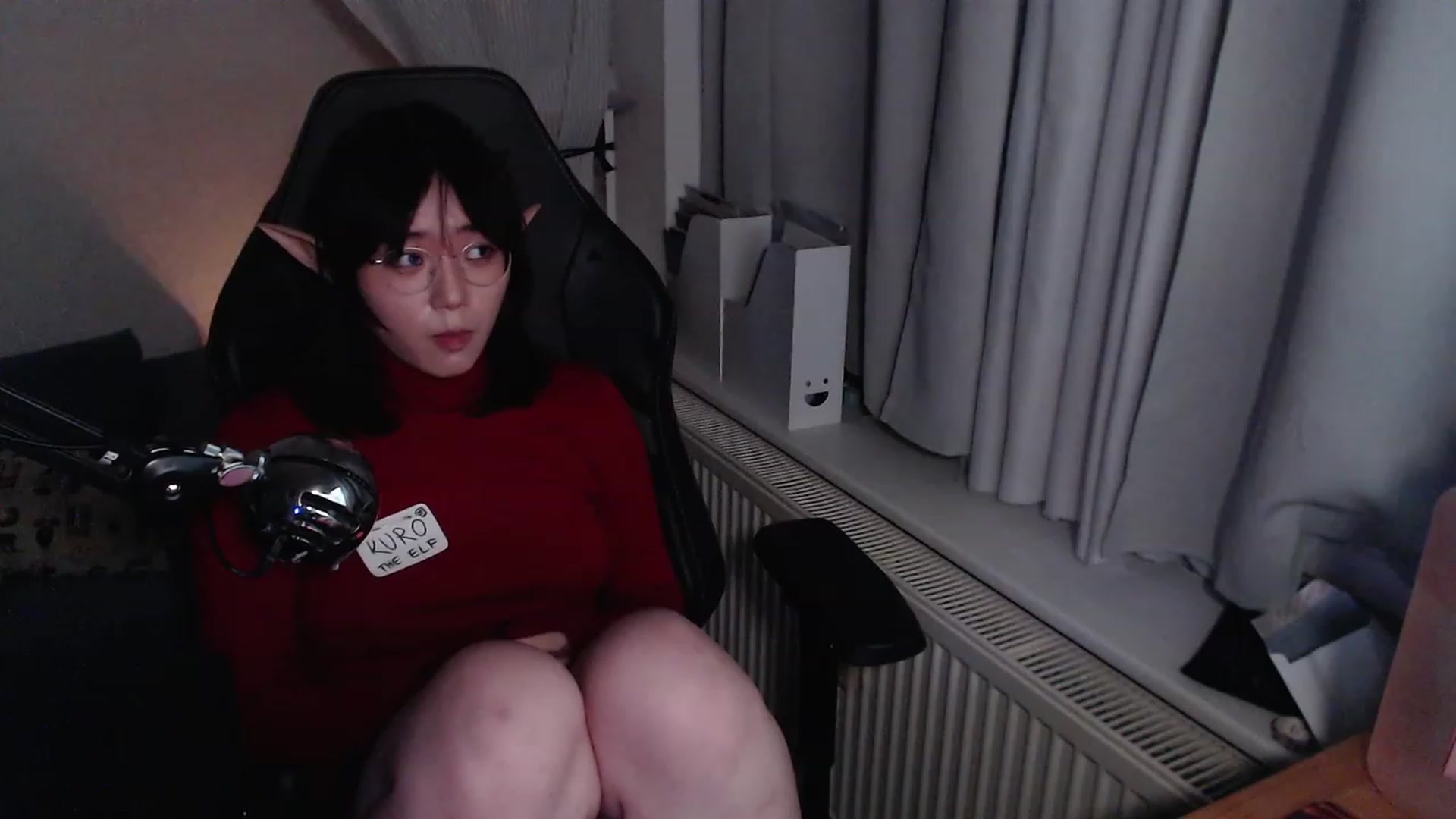 Gallery image thumbnail from Kuromin's myfreecams stream on, 12/24/2023, 21:13 image 7 of 20