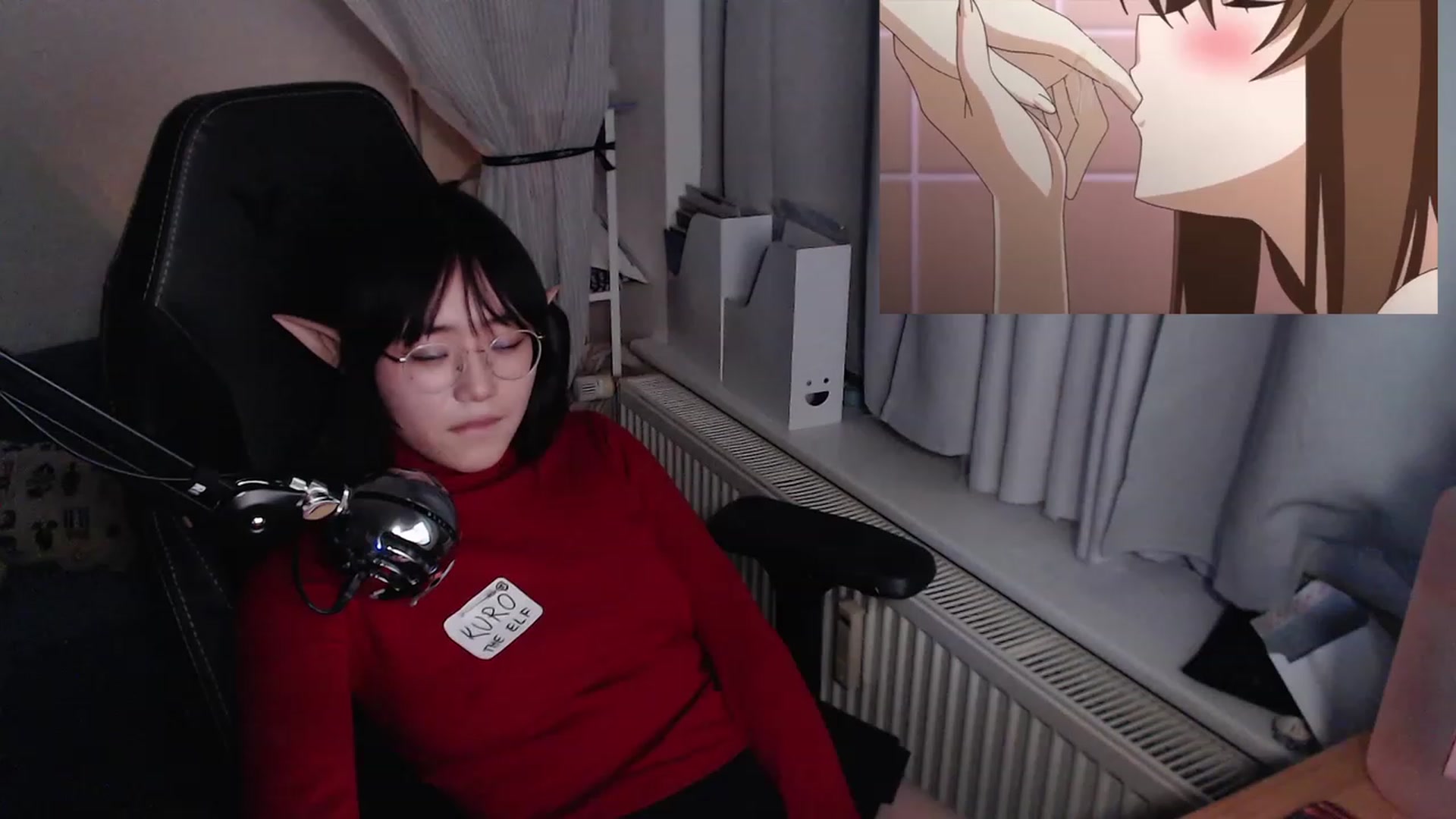 Gallery image thumbnail from Kuromin's myfreecams stream on, 12/24/2023, 21:13 image 13 of 20