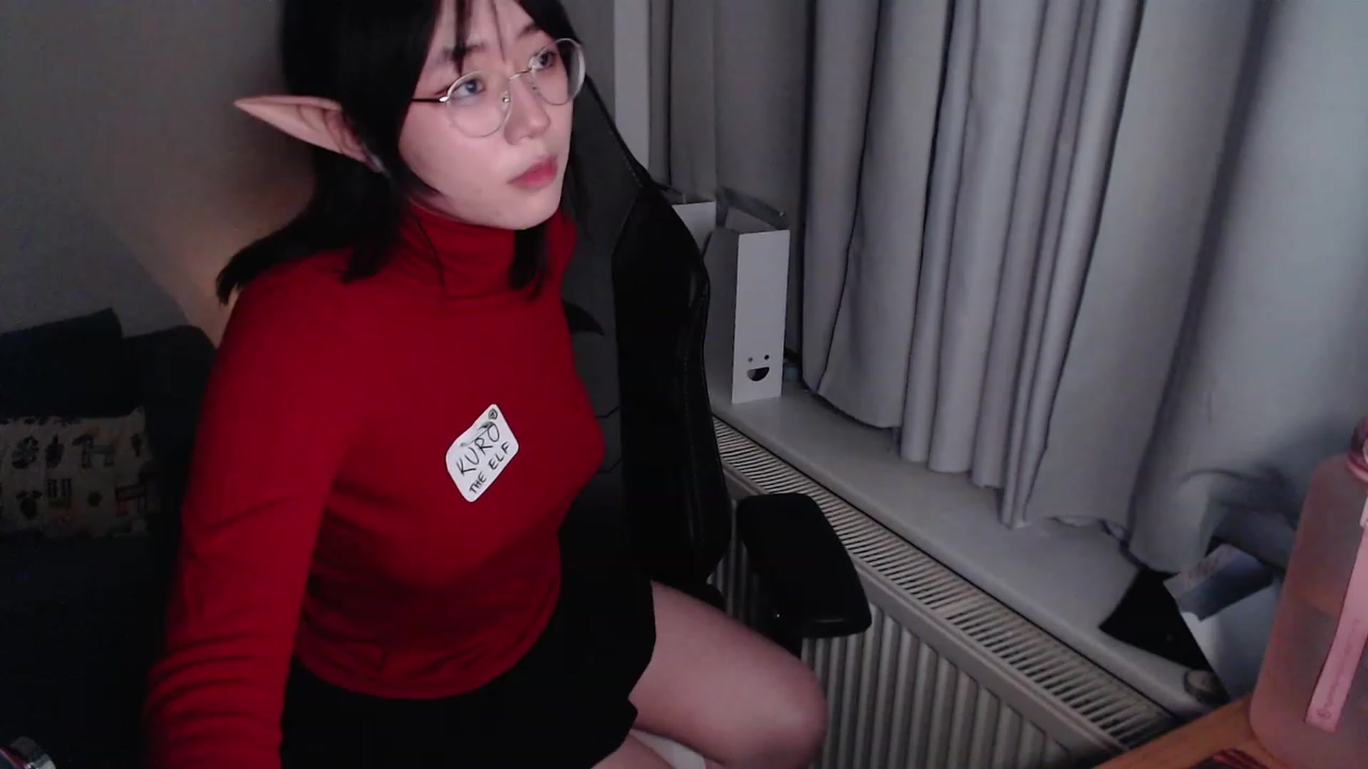 Gallery image thumbnail from Kuromin's myfreecams stream on, 12/24/2023, 22:44 image 16 of 20