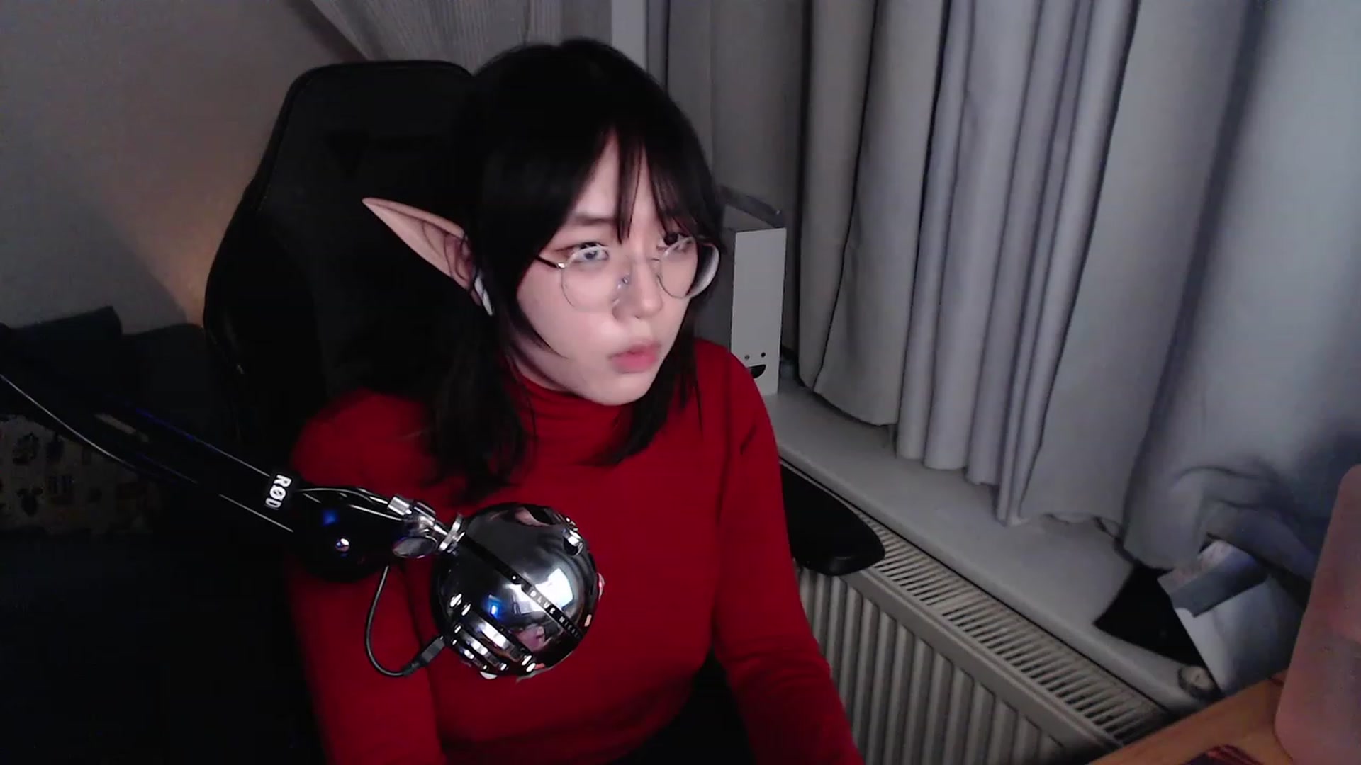 Gallery image thumbnail from Kuromin's myfreecams stream on, 12/25/2023, 24:04 image 3 of 20