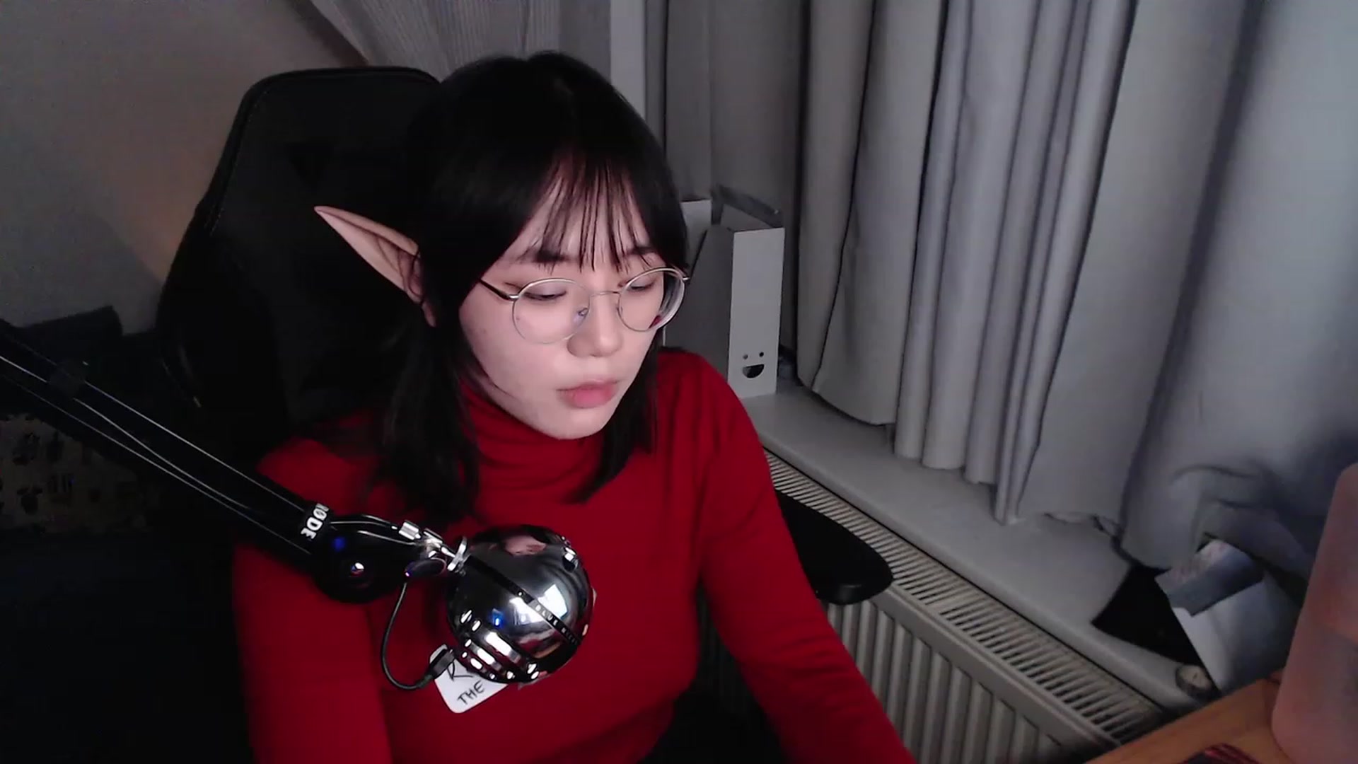 Gallery image thumbnail from Kuromin's myfreecams stream on, 12/25/2023, 24:04 image 9 of 20