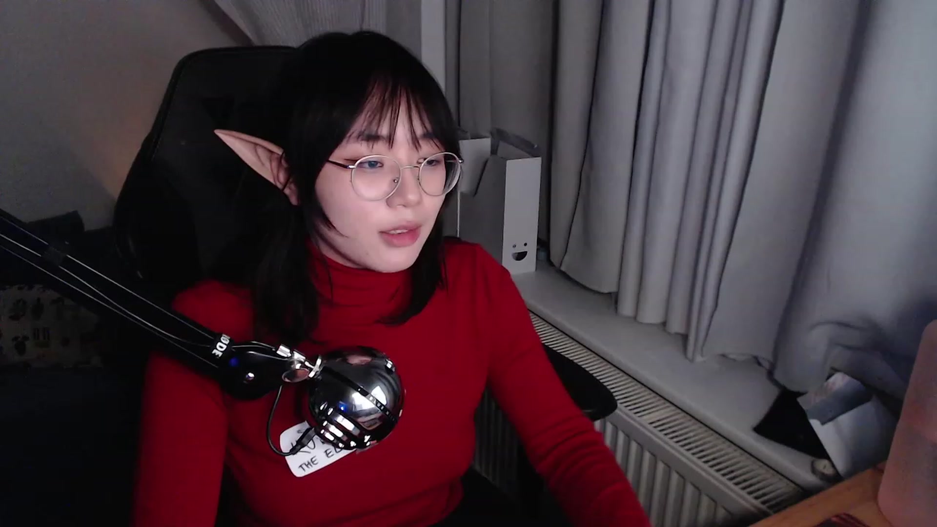 Gallery image thumbnail from Kuromin's myfreecams stream on, 12/25/2023, 24:04 image 6 of 20