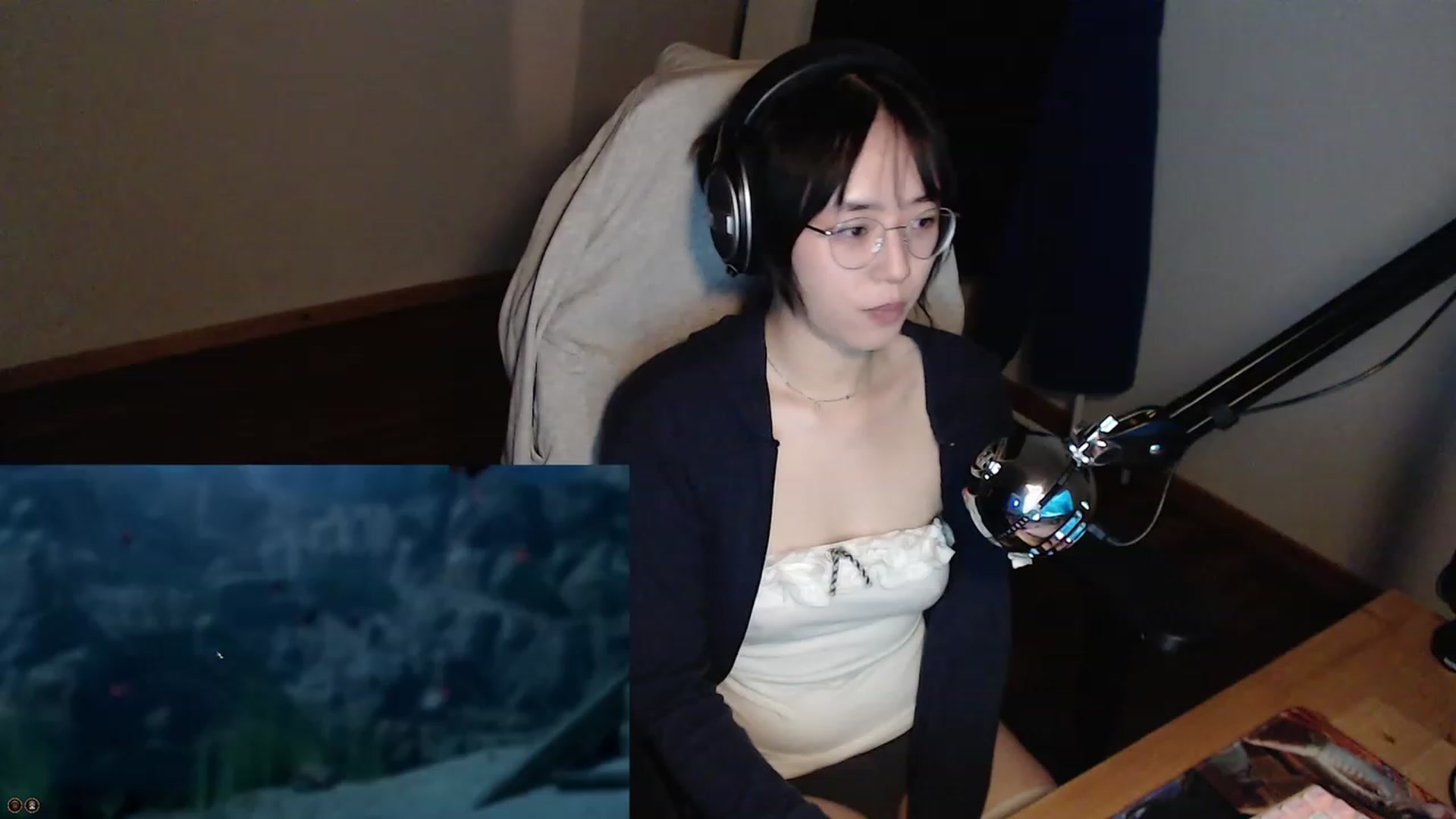 Gallery image thumbnail from Kuromin's myfreecams stream on, 01/17/2024, 17:35 image 19 of 20
