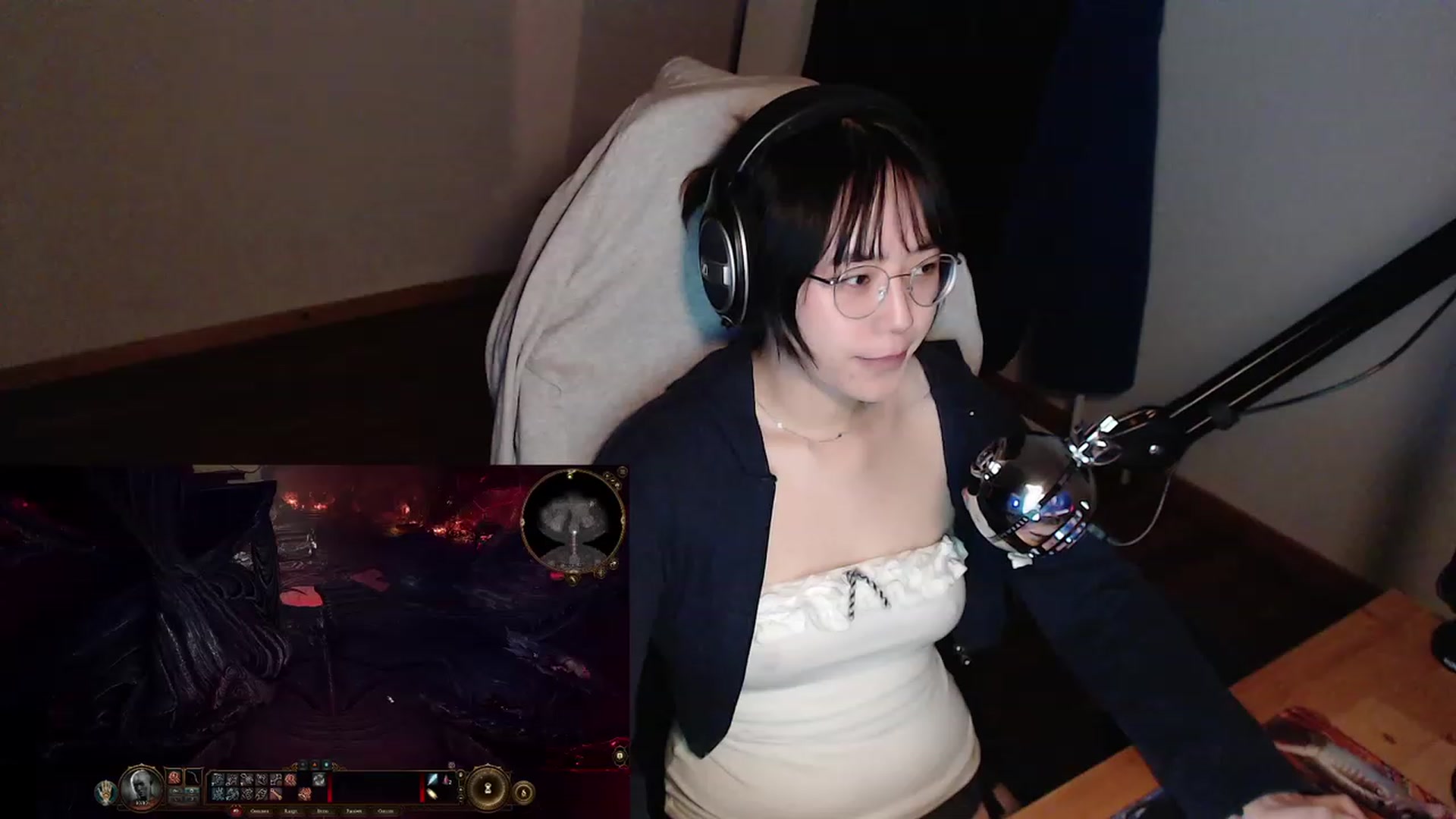 Gallery image thumbnail from Kuromin's myfreecams stream on, 01/17/2024, 17:35 image 5 of 20