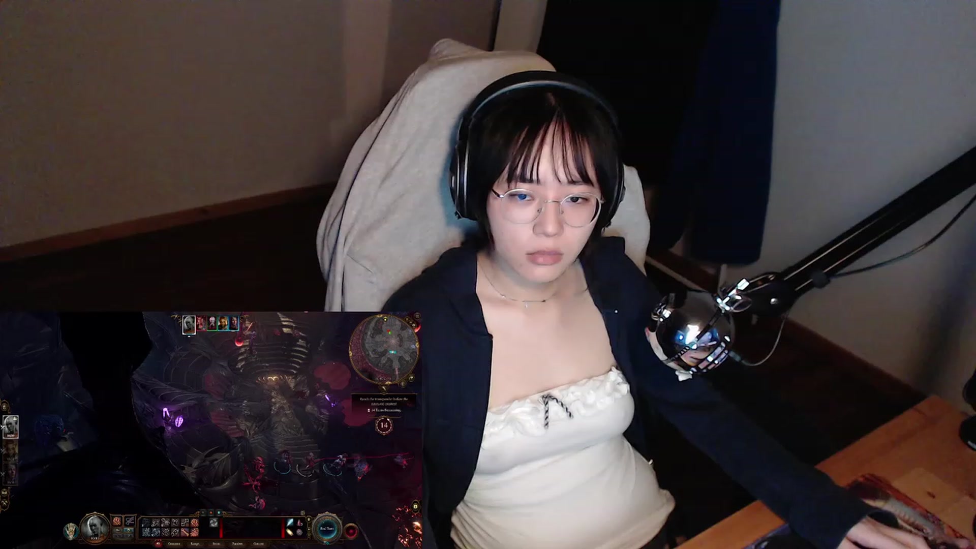 Gallery image thumbnail from Kuromin's myfreecams stream on, 01/17/2024, 17:35 image 15 of 20