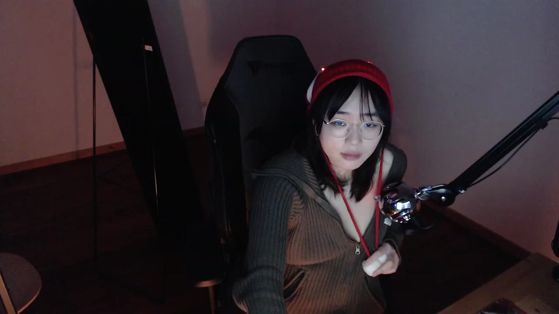 Gallery image thumbnail from Kuromin's myfreecams stream on, 01/26/2024, 10:45 image 3 of 20
