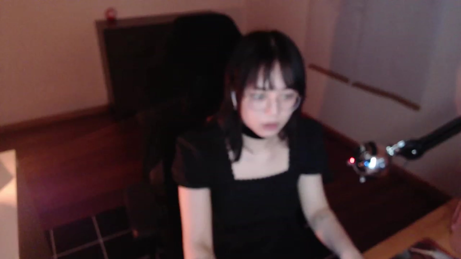 Gallery image thumbnail from Kuromin's myfreecams stream on, 01/29/2024, 16:35 image 2 of 20