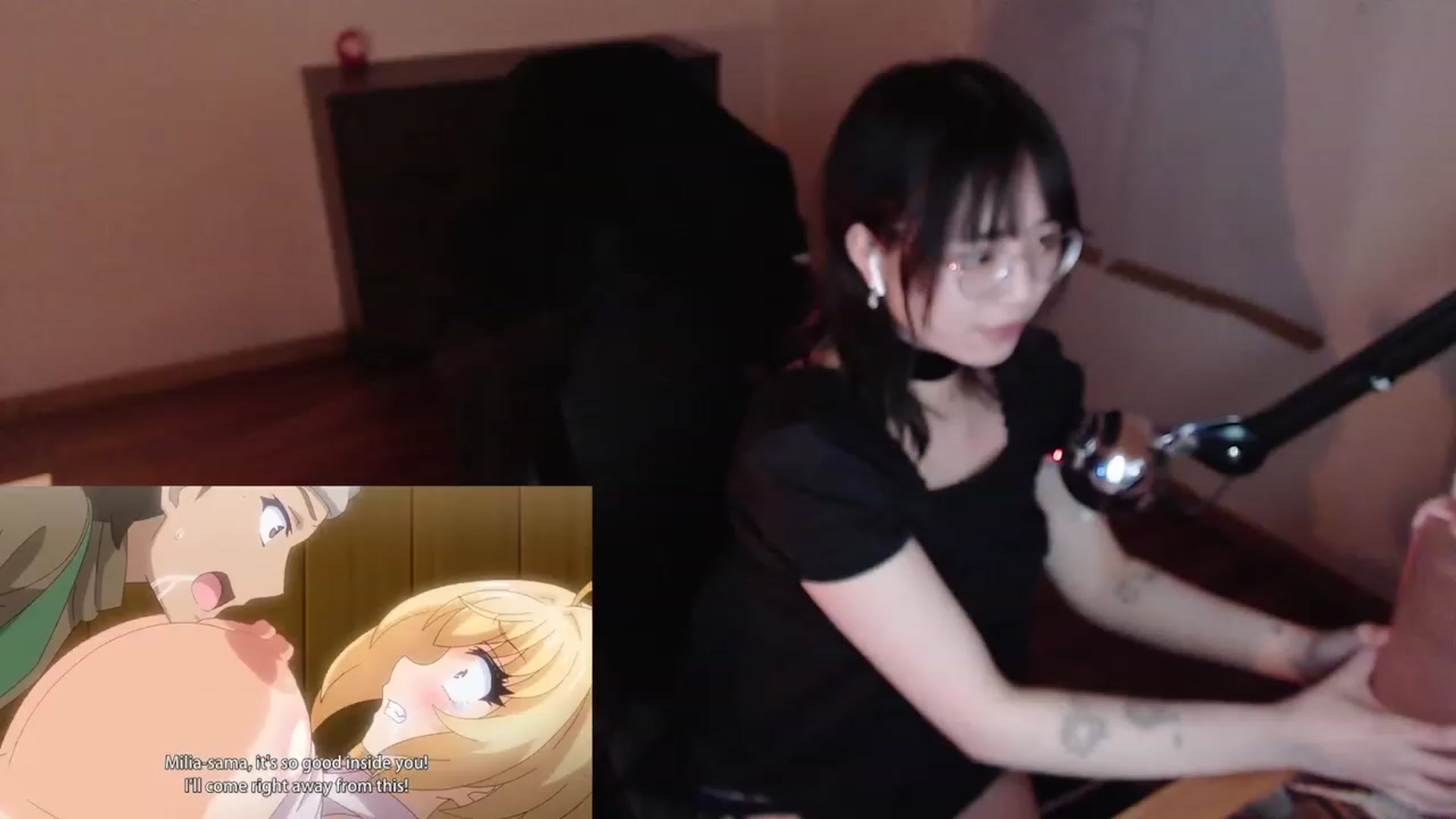 Gallery image thumbnail from Kuromin's myfreecams stream on, 01/29/2024, 16:35 image 18 of 20