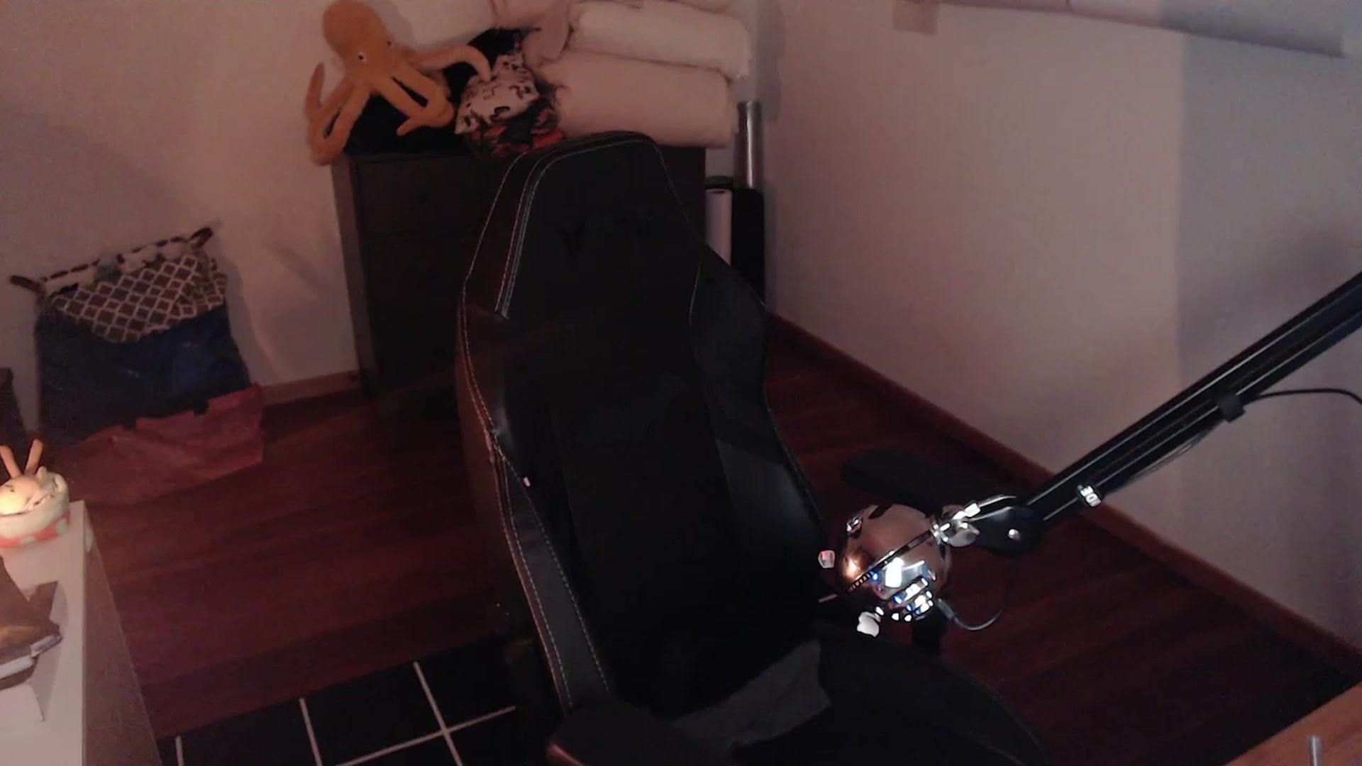 Gallery image thumbnail from Kuromin's myfreecams stream on, 02/06/2024, 21:58 image 9 of 20