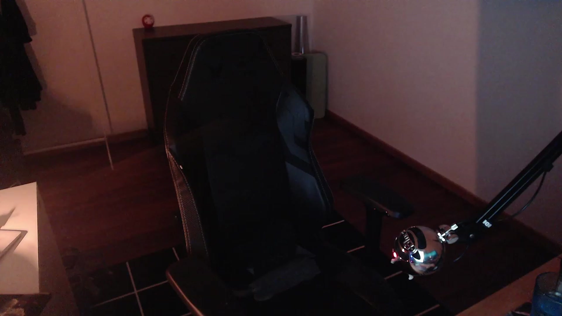 Gallery image thumbnail from Kuromin's myfreecams stream on, 02/08/2024, 17:05 image 20 of 20