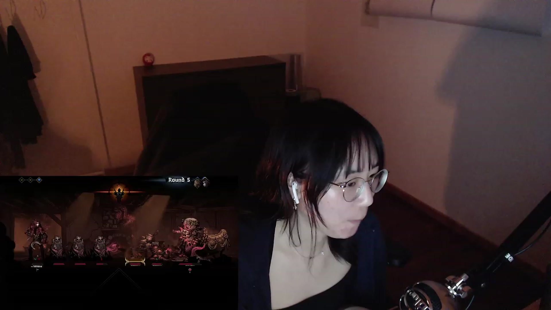 Gallery image thumbnail from Kuromin's myfreecams stream on, 02/08/2024, 19:18 image 13 of 20